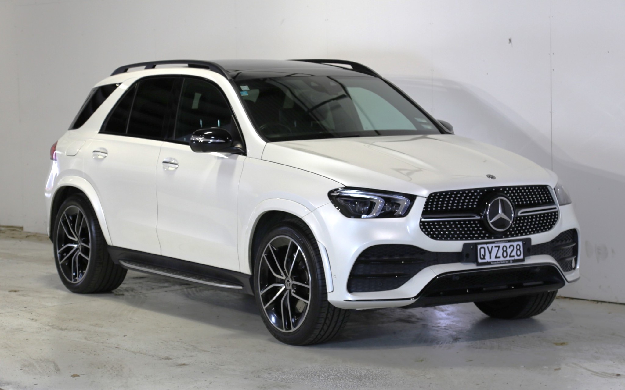 2019 Mercedes-Benz GLE 300 d | NZ New AMG Line Night Pack 180Kw 500Nm 22s | 25567 | 1