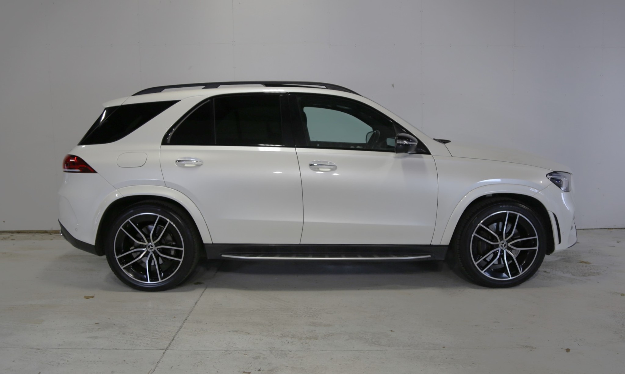 2019 Mercedes-Benz GLE 300 d | NZ New AMG Line Night Pack 180Kw 500Nm 22s | 25567 | 3