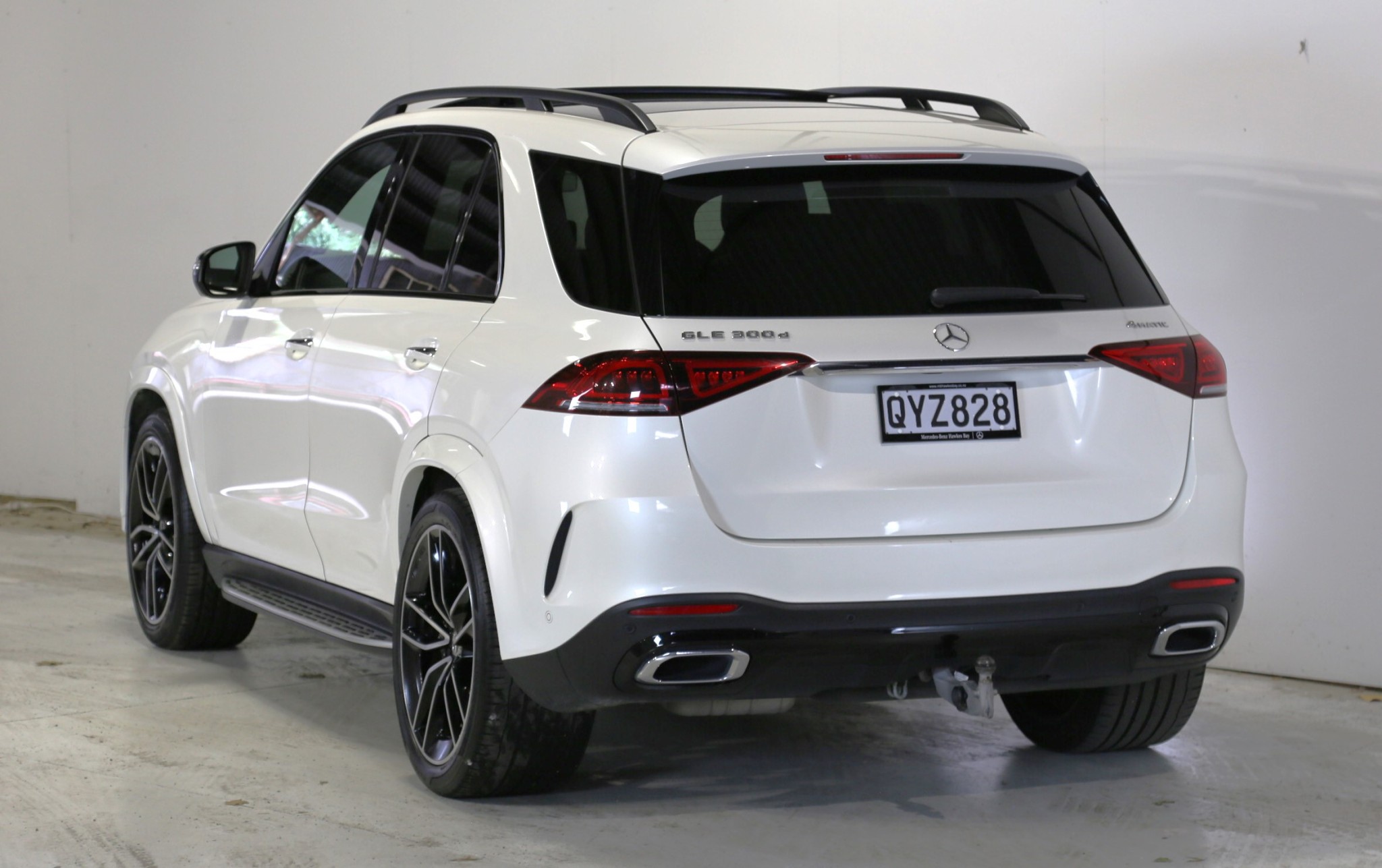 2019 Mercedes-Benz GLE 300 d | NZ New AMG Line Night Pack 180Kw 500Nm 22s | 25567 | 4