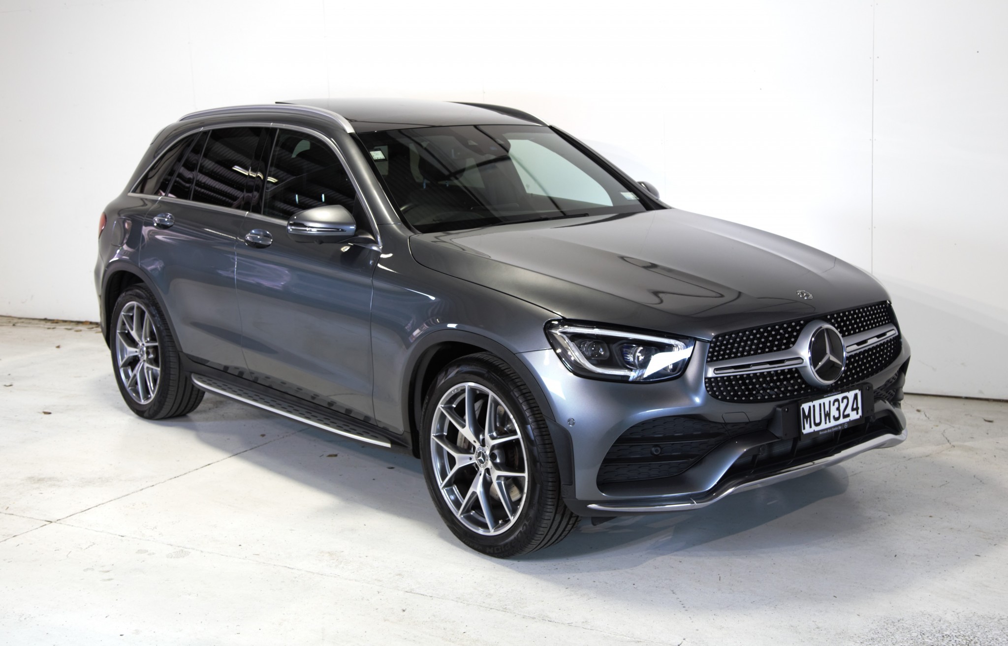 2020 Mercedes-Benz GLC 300 | NZ New,AMG Line,190Kw,HUD | 22164 | 1