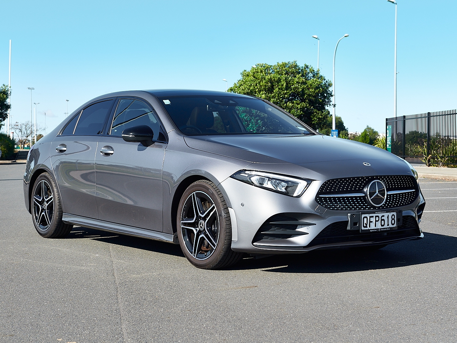 2023 Mercedes-Benz A 250 | A250 4M 2.0P/7AT | 23294 | 2