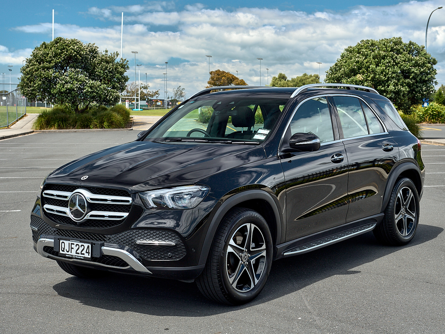 2024 Mercedes-Benz GLE 300 d | 300D 2.0DT/4WD/9AT | 25003 | 1