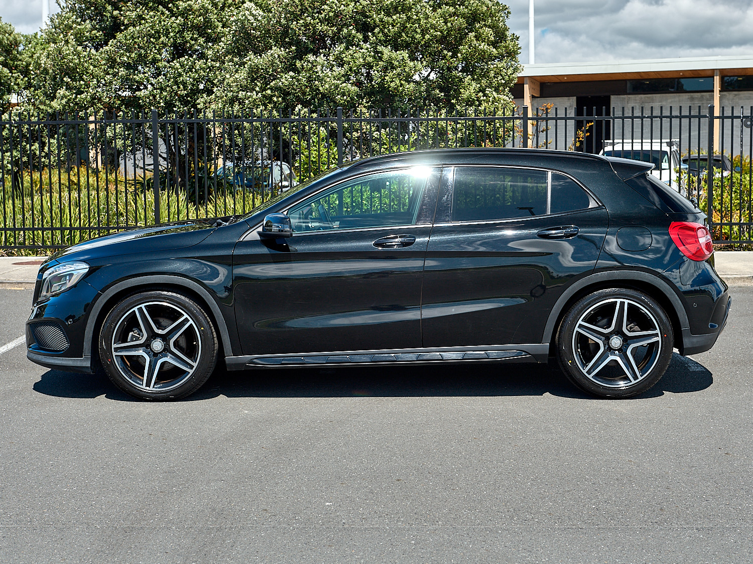 2017 Mercedes-Benz GLA 250 | GLA 250 4MATIC 2.0P | 25038 | 5