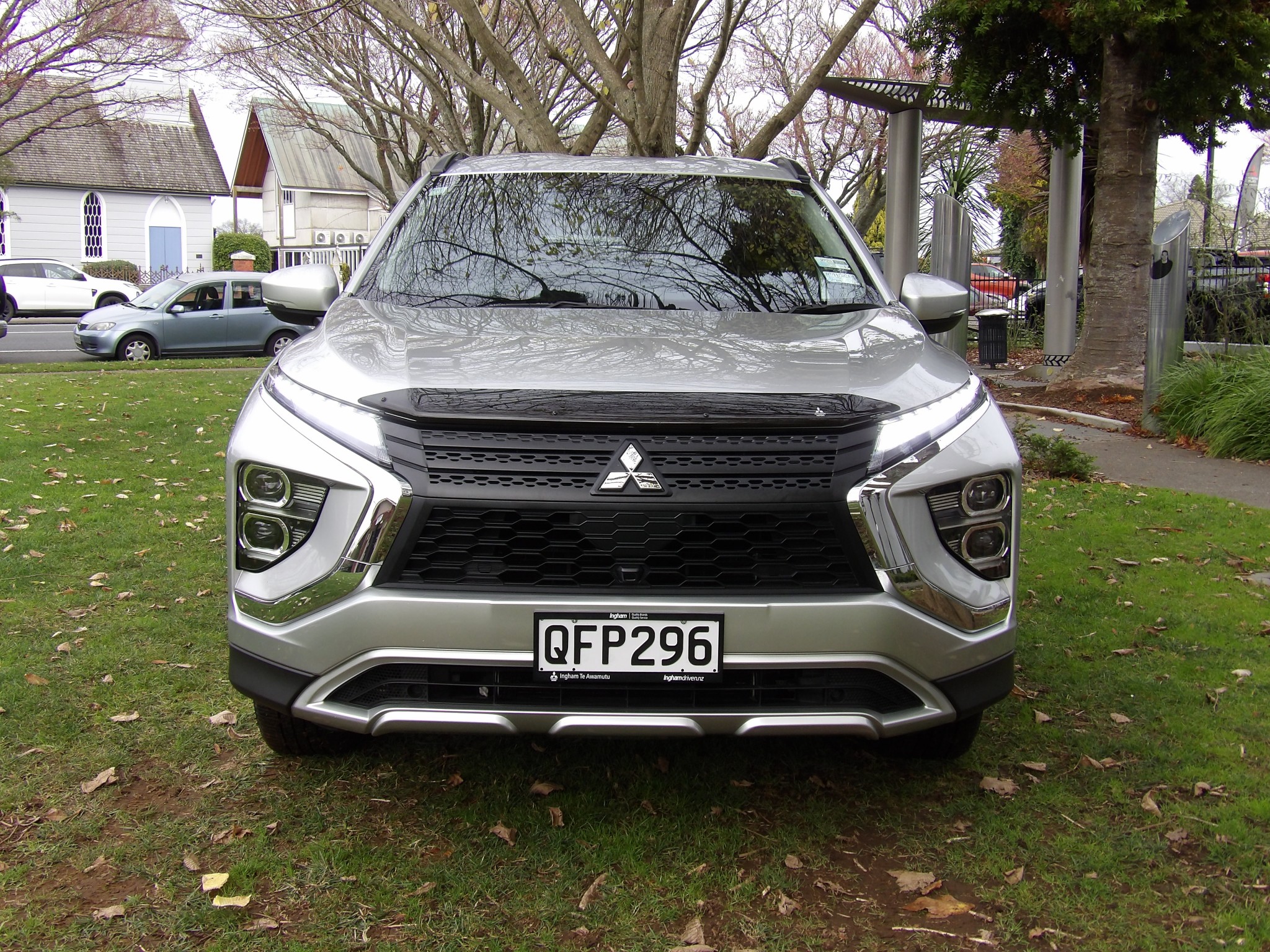 2023 Mitsubishi Eclipse Cross | XLS PHEV/4WD/AT AUTO AWD PETROL PLUG IN HYBRID | 23829 | 2