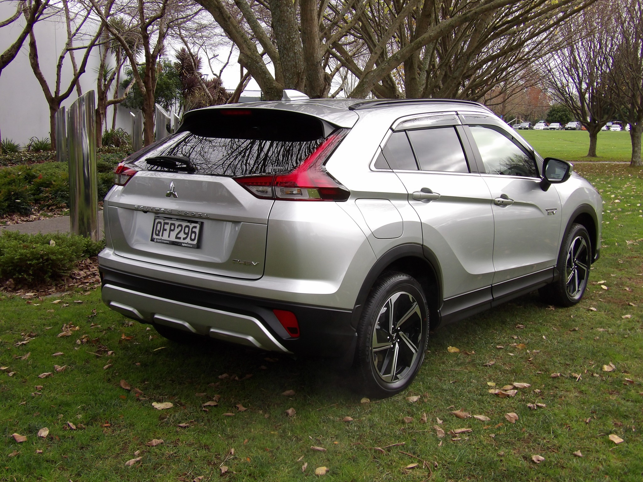 2023 Mitsubishi Eclipse Cross | XLS PHEV/4WD/AT AUTO AWD PETROL PLUG IN HYBRID | 23829 | 4