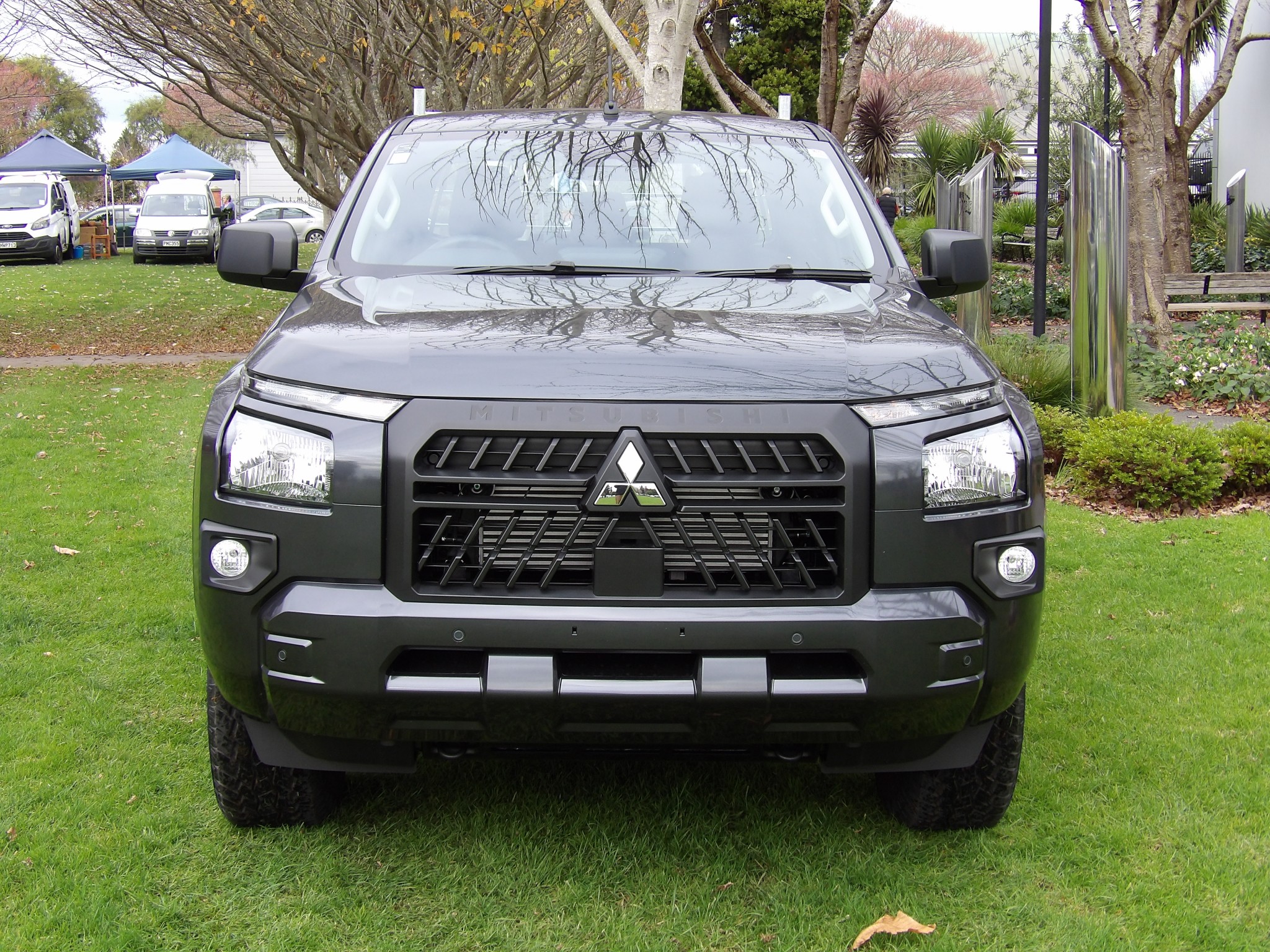 2024 Mitsubishi Triton | DC CHASSIS GLX 4WD 6AT 2.4 FLAT DECK AUTO  | 23842 | 2