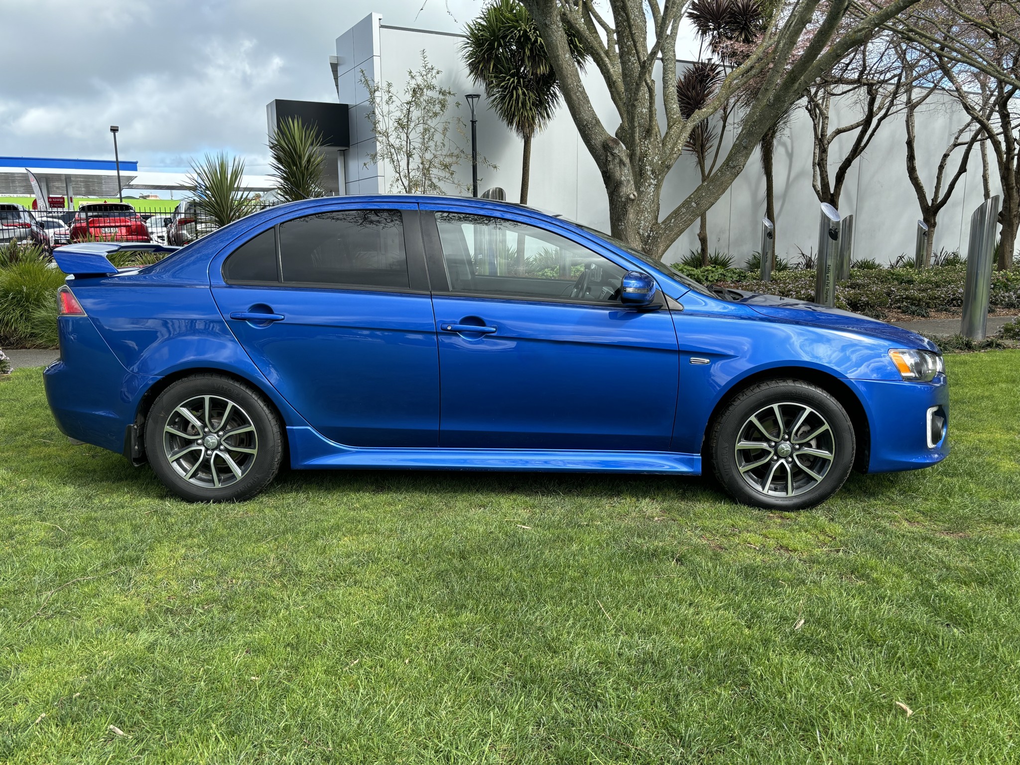 2017 Mitsubishi Lancer | GSR 2.0P/CVT SEDAN PETROL AUTO 5 SEAT | 24578 | 3