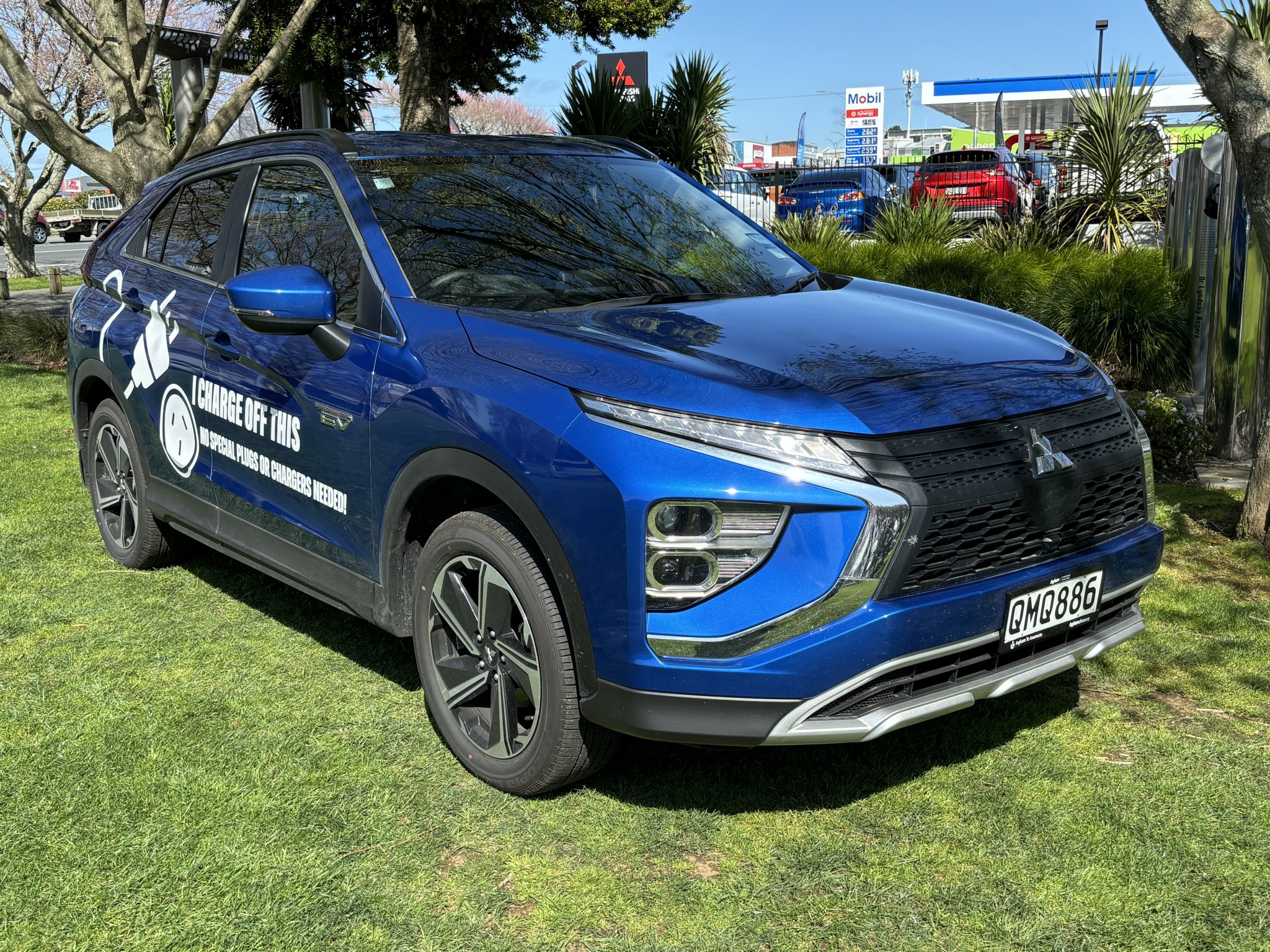 2024 Mitsubishi Eclipse Cross | XLS PHEV/4WD/AT AUTO HYBRID 2.4 PETROL AWD | 24653 | 1