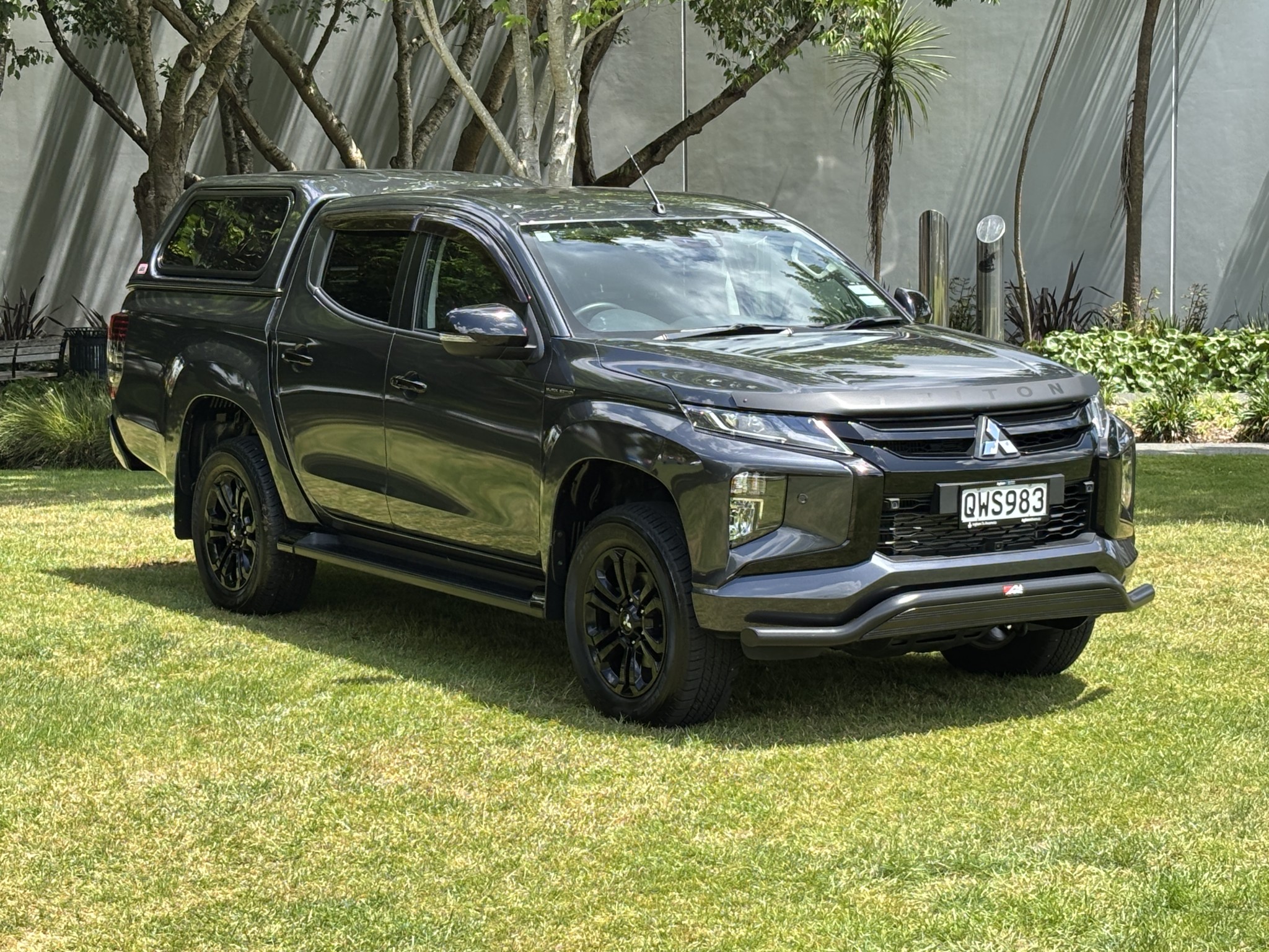 2023 Mitsubishi Triton | DC VRXB 6AT 2.4D AUTO BLACK EDITION LEATHER 2WD | 25127 | 1