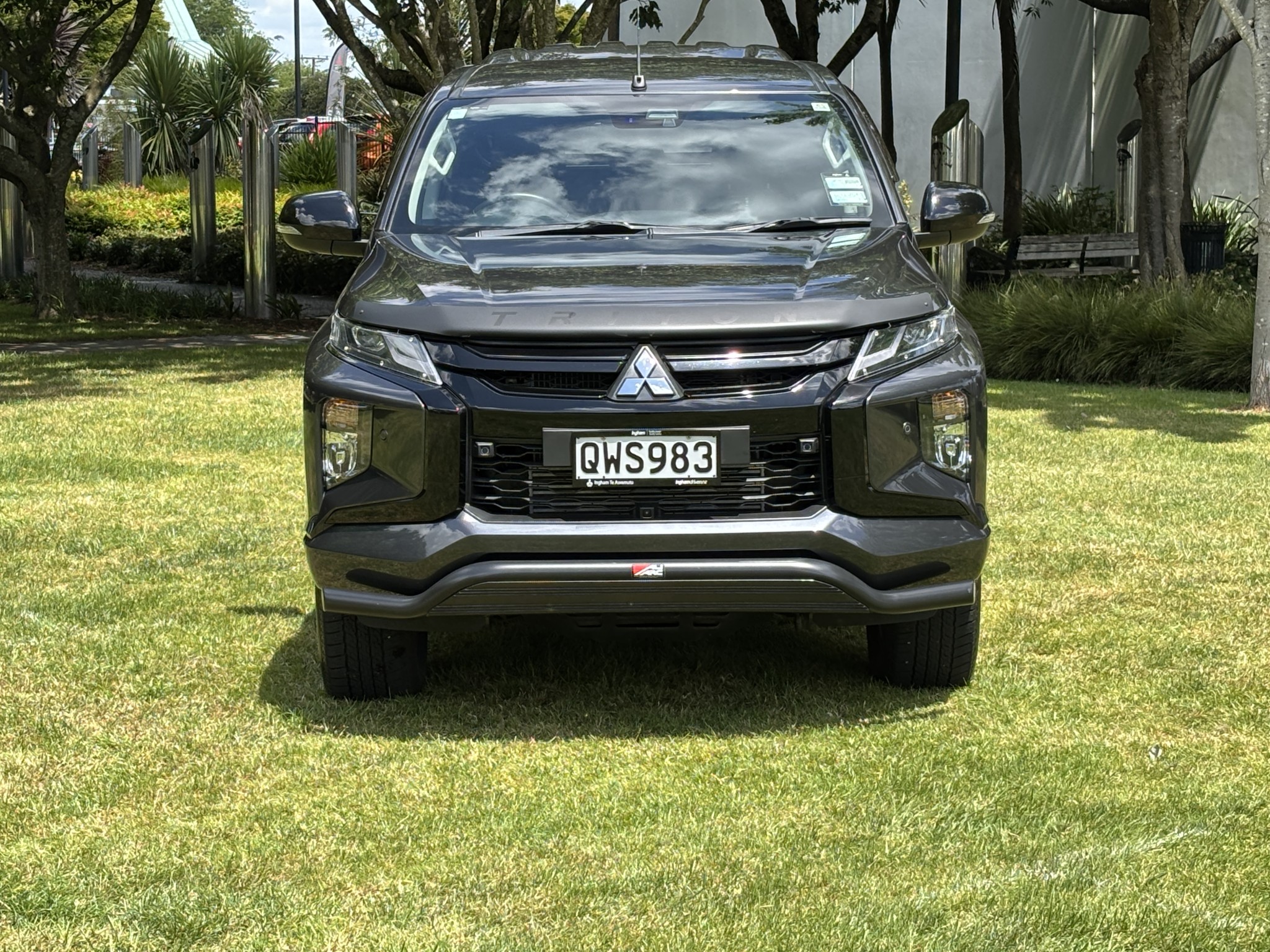 2023 Mitsubishi Triton | DC VRXB 6AT 2.4D AUTO BLACK EDITION LEATHER 2WD | 25127 | 2