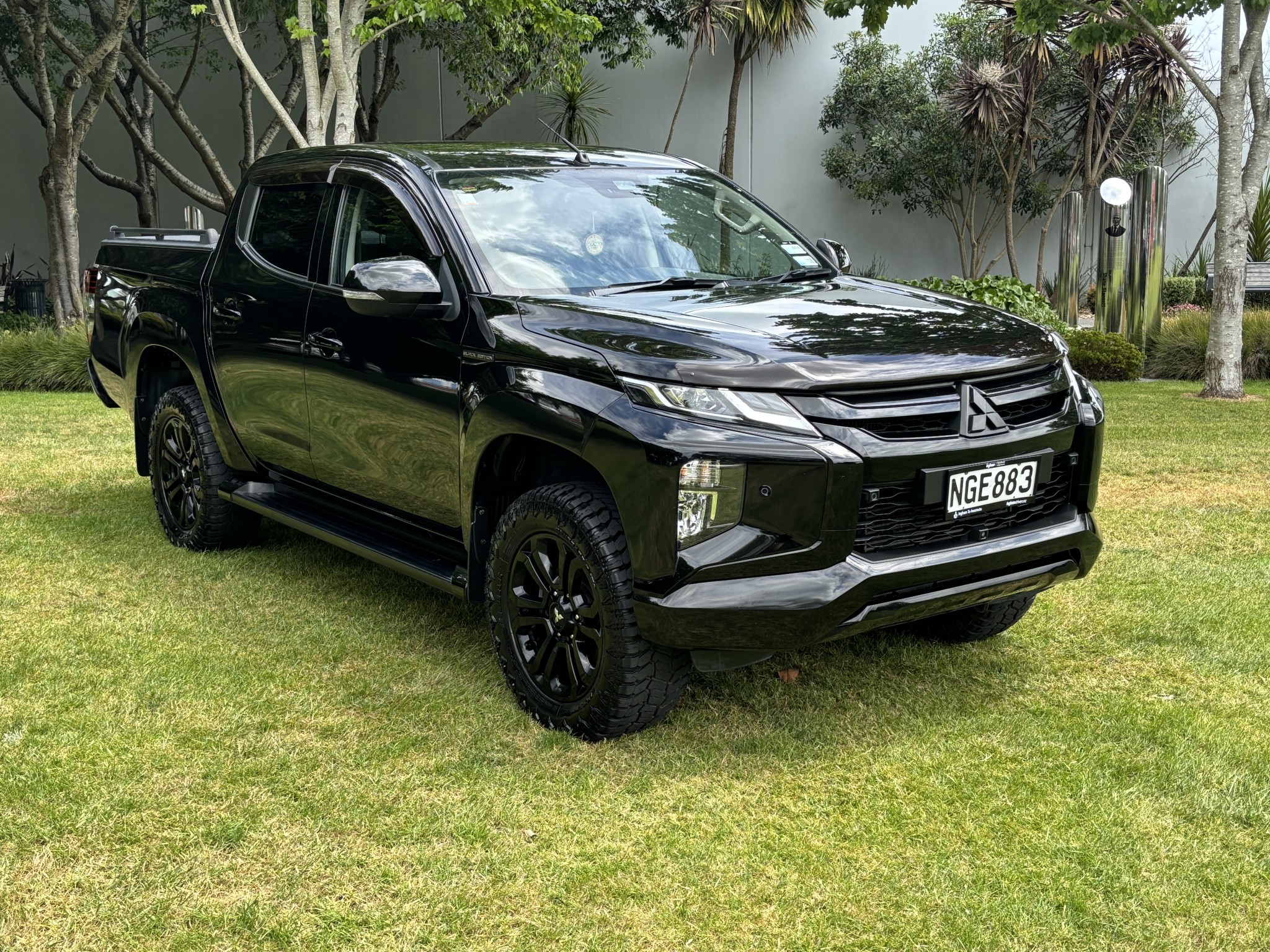 2021 Mitsubishi Triton | DC GLSB 4WD 6AT 2.4D AUTO TURBO 4X4 | 25146 | 1