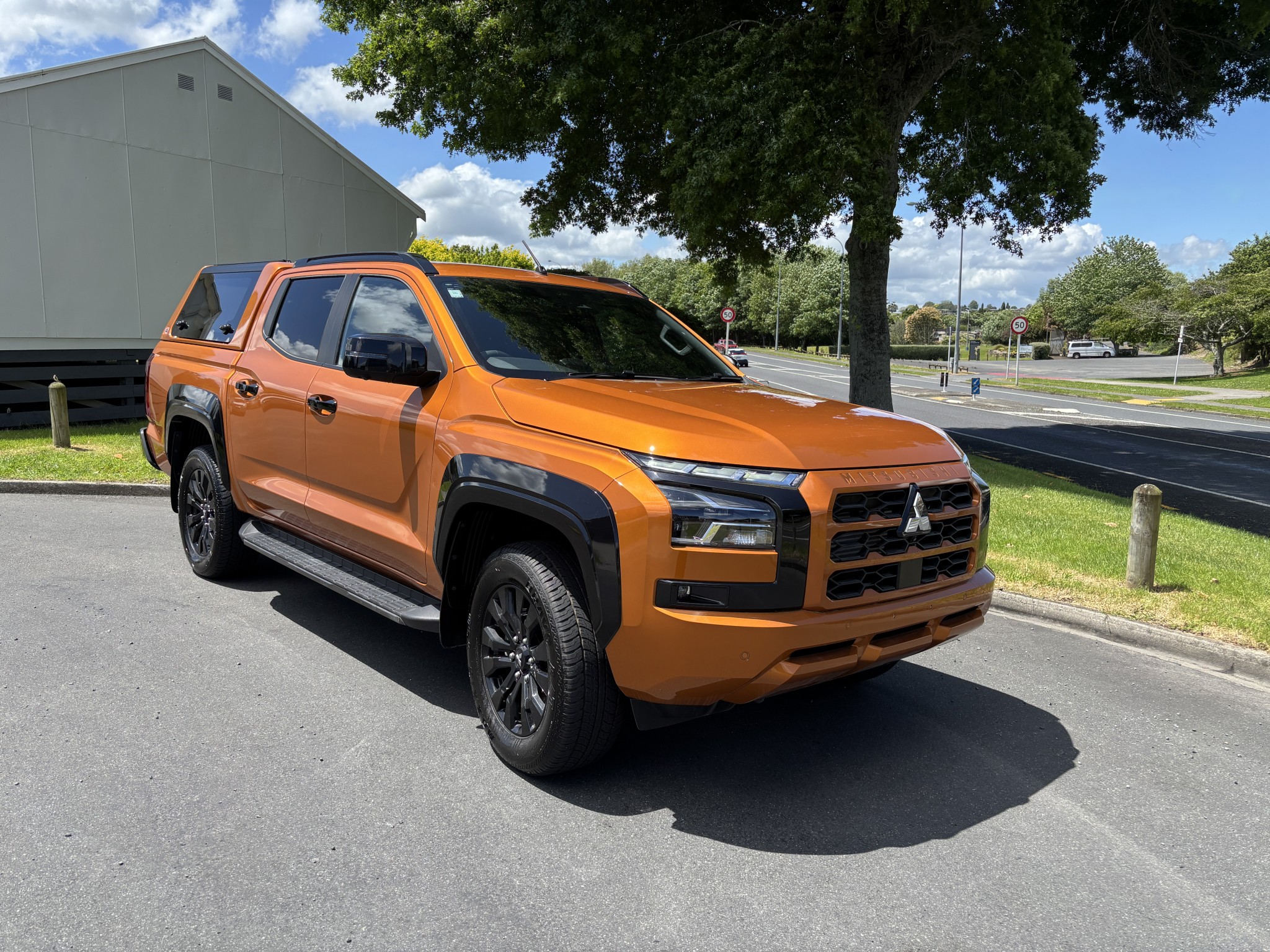 2024 Mitsubishi Triton | DC VRX 6AT 2.4DT 2WD AUTO LEATHER | 25225 | 1