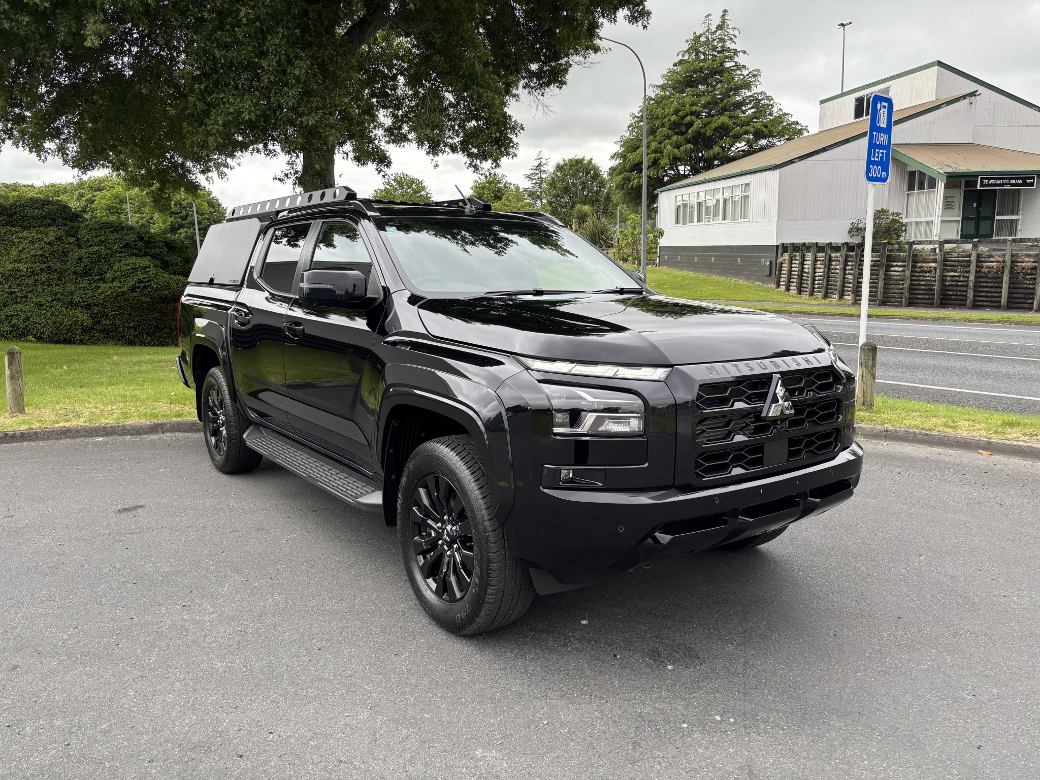 2024 Mitsubishi Triton | DC VRX 4WD 6AT 2.4DT AUTO TWIN TURBO 4X4 | 25340 | 1