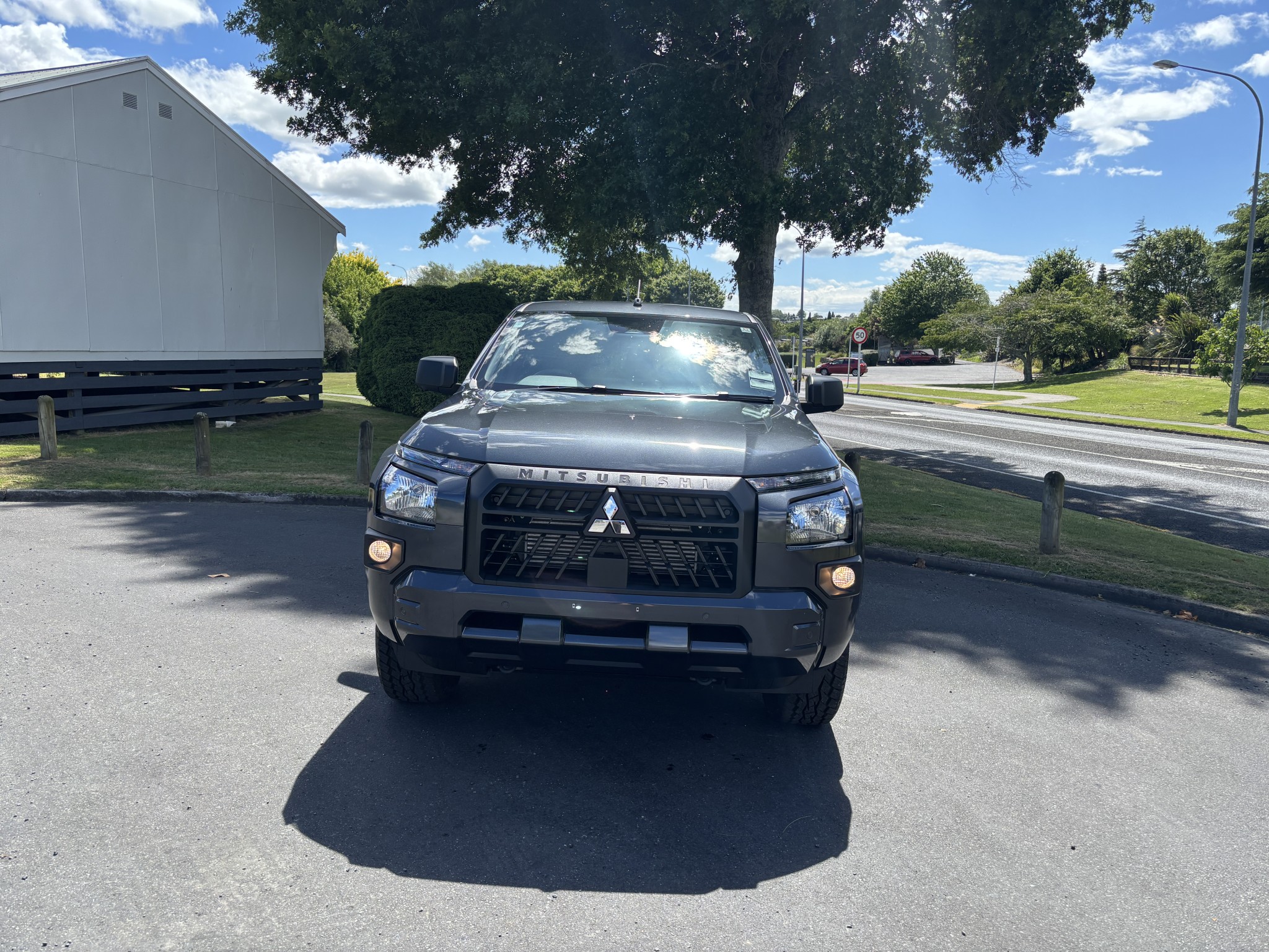 2024 Mitsubishi Triton | DC GLX 6AT 2.4DT AUTO 2WD CANOPY | 25472 | 2