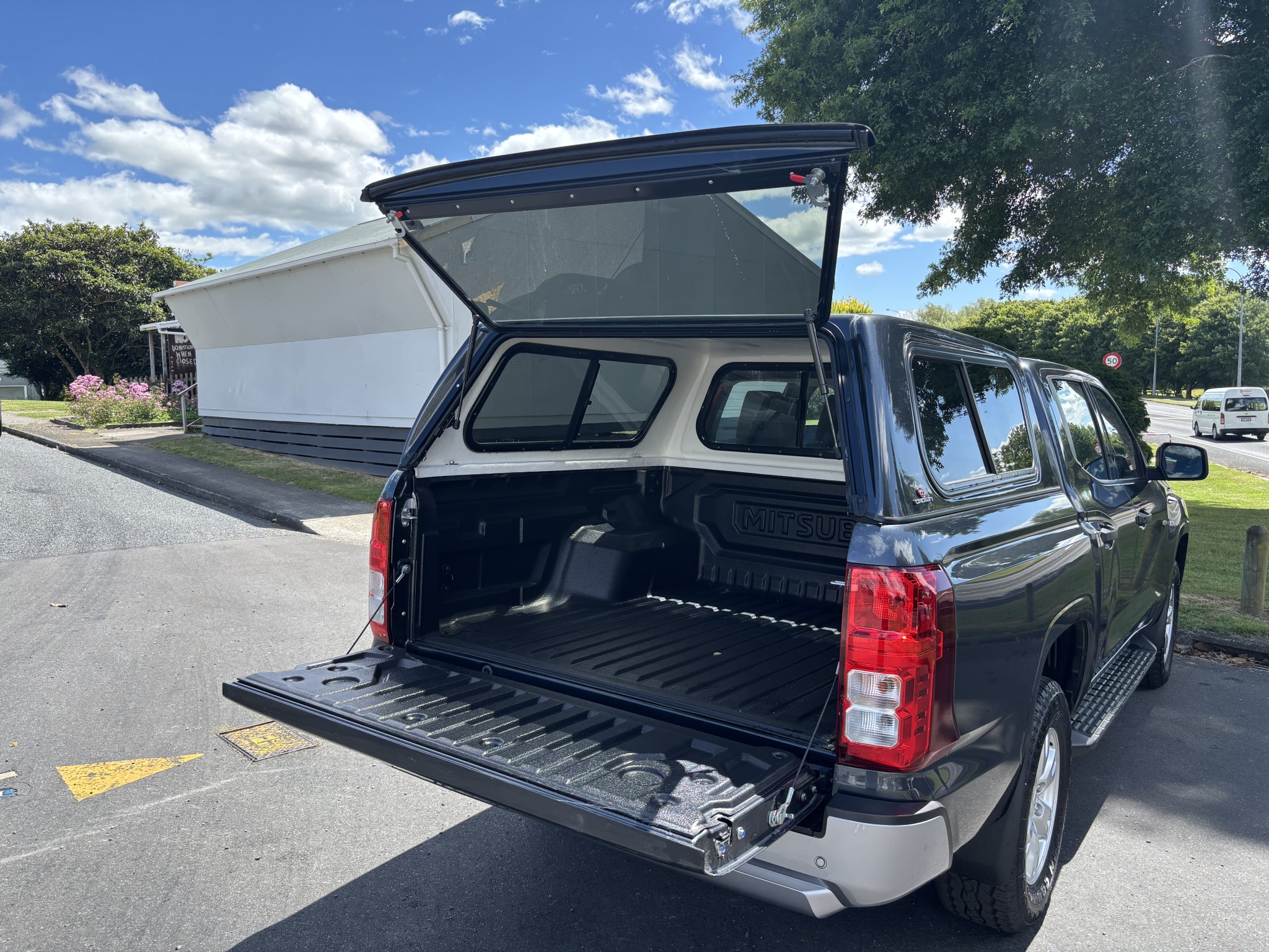 2024 Mitsubishi Triton | DC GLX 6AT 2.4DT AUTO 2WD CANOPY | 25472 | 6