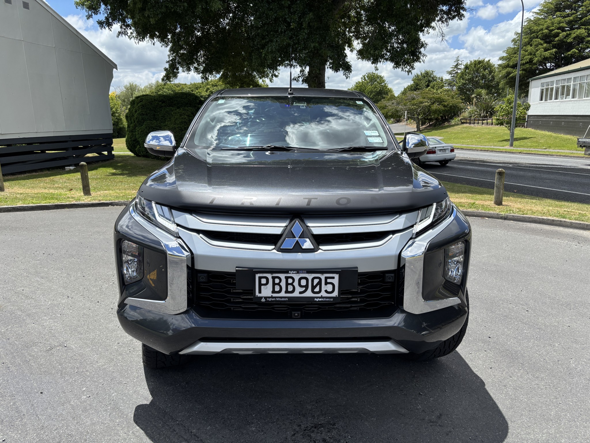 2022 Mitsubishi Triton | DC VRX 4WD 6AT 2.4D AUTO 4X4 DIESEL TURBO | 25475 | 2