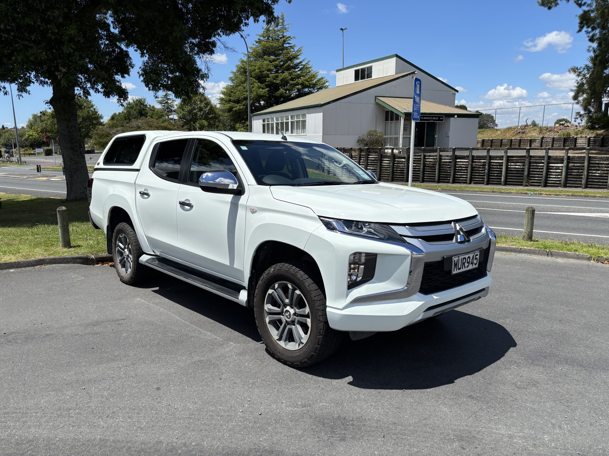 2020 Mitsubishi Triton | DC GLXR 6MT 2.4D DIESEL TURBO MANUAL 6Speed | 25669 | 1