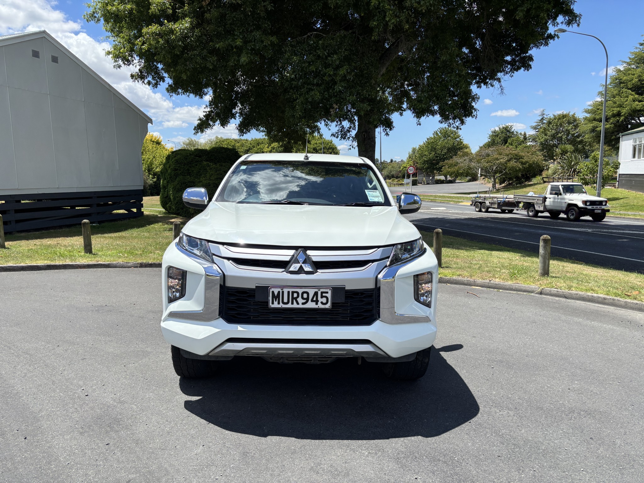 2020 Mitsubishi Triton | DC GLXR 6MT 2.4D DIESEL TURBO MANUAL 6Speed | 25669 | 2