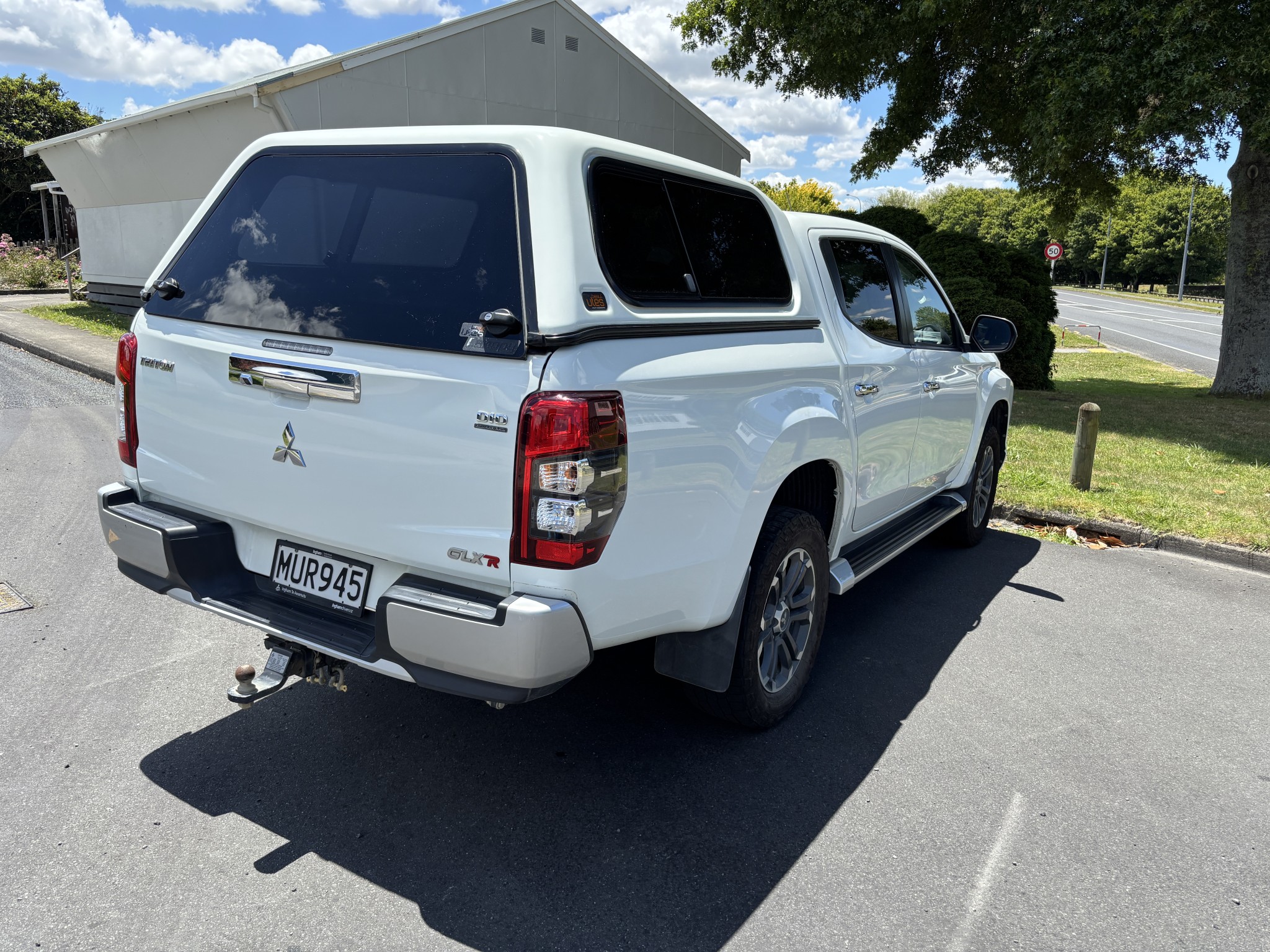 2020 Mitsubishi Triton | DC GLXR 6MT 2.4D DIESEL TURBO MANUAL 6Speed | 25669 | 4