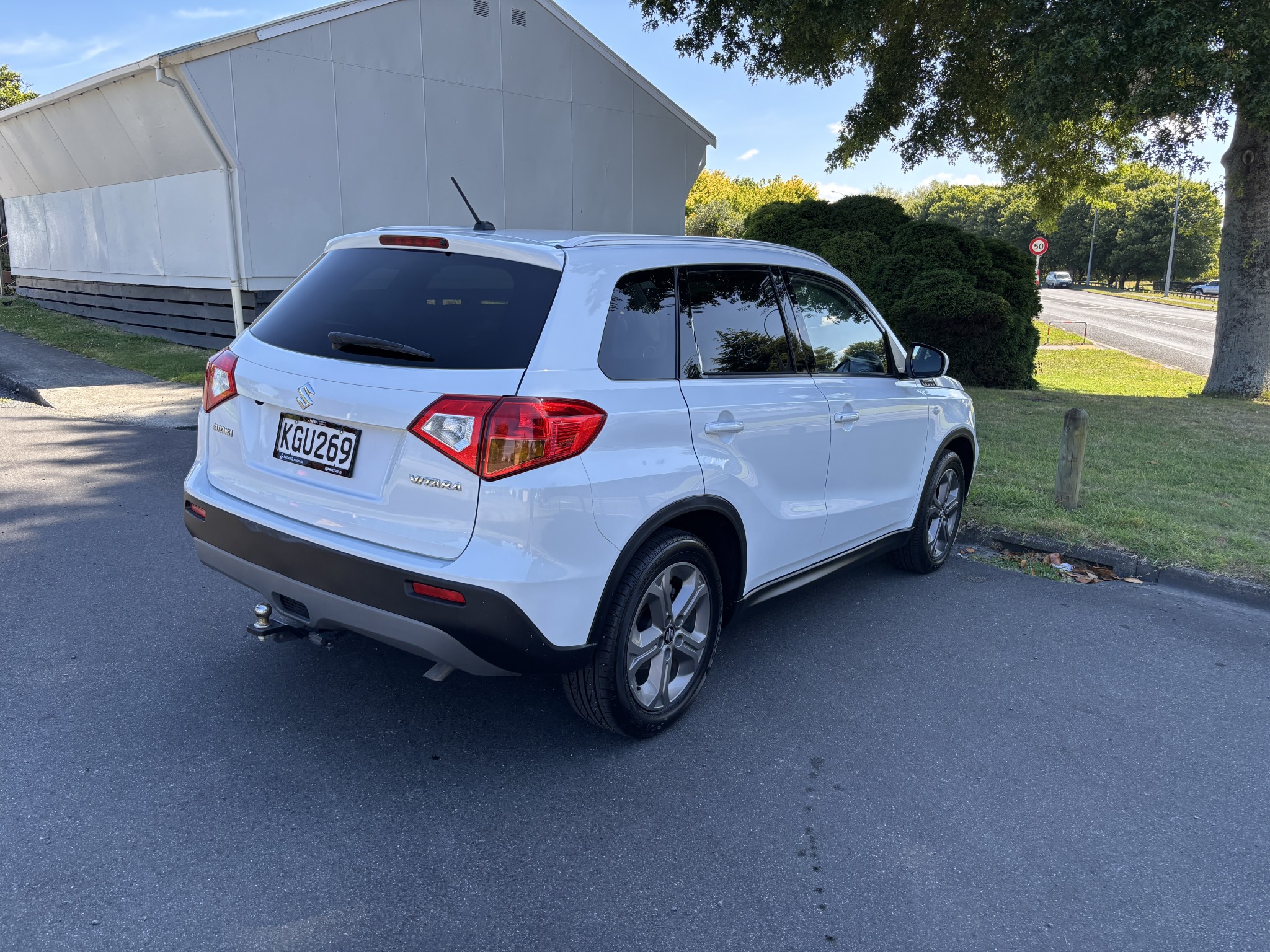 2017 Suzuki Vitara | JLXFA 1.6P/6AT/SW/5D AUTO SUV PETROL NZ NEW | 25688 | 4