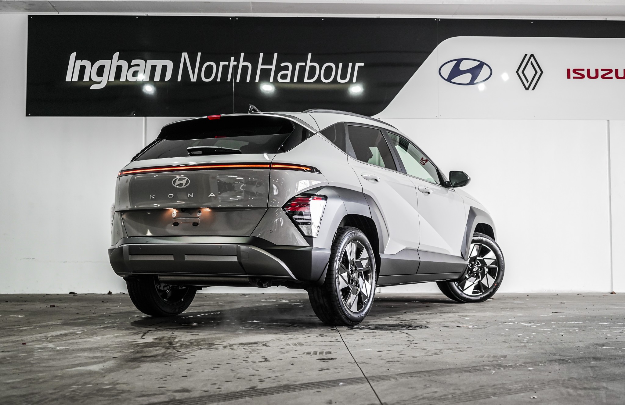 2024 Hyundai Kona | 2.0 ELITE 2WD  | 24201 | 3