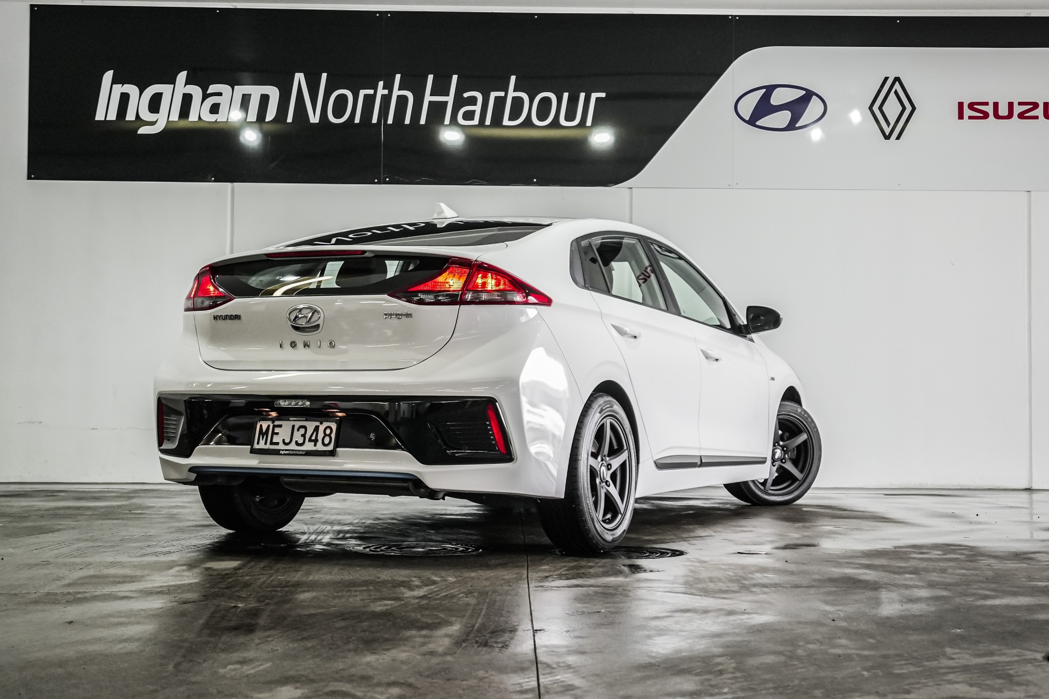 2019 Hyundai Ioniq | PHEV 6AM | 24574 | 3