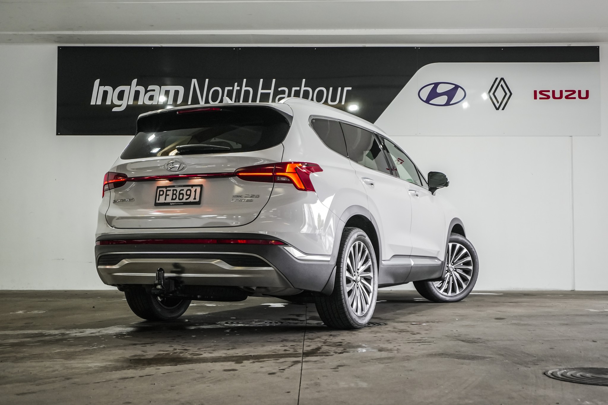 2022 Hyundai Santa Fe | TM LMITED 2.2DT/4WD | 25098 | 3