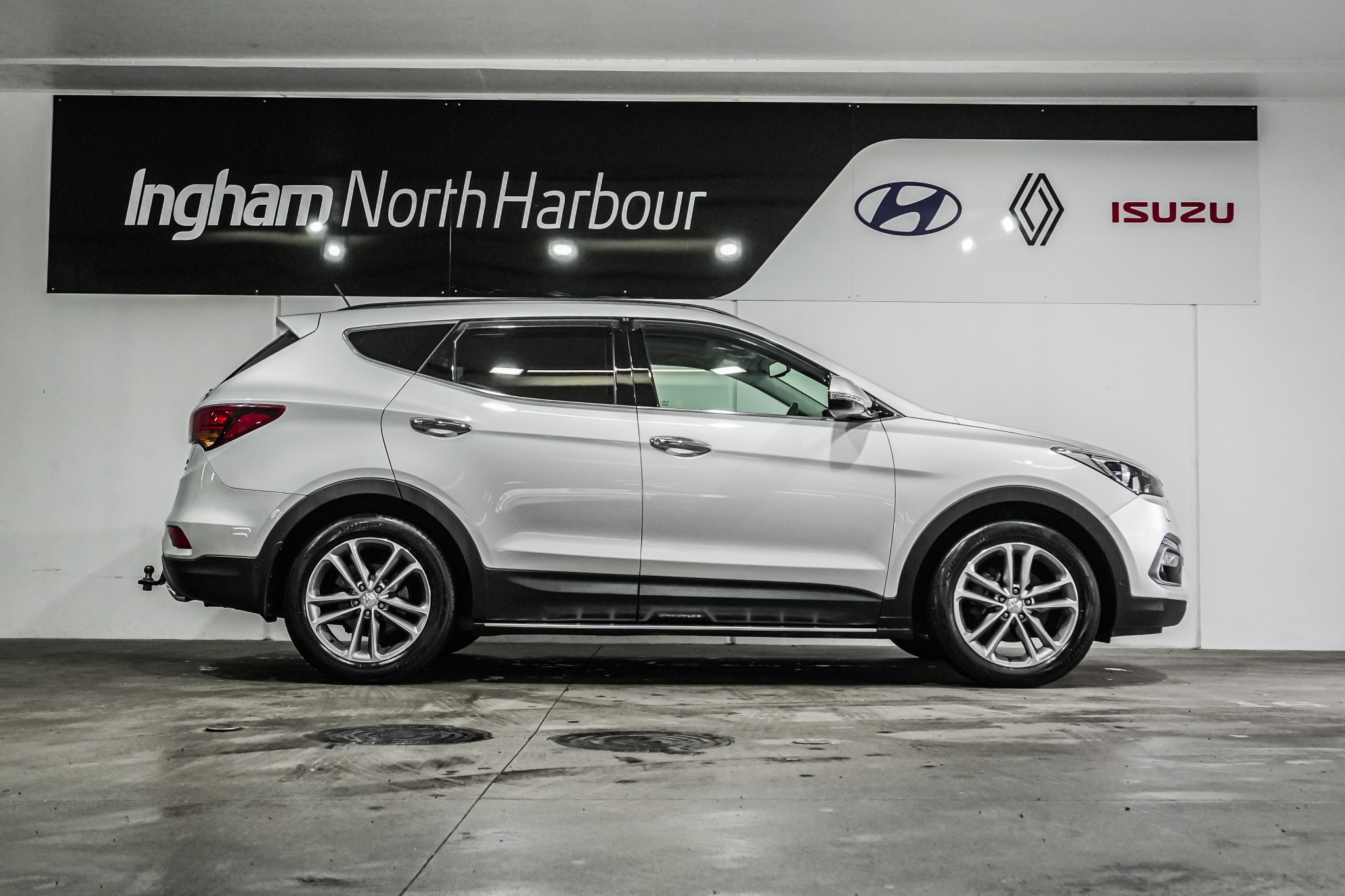 2018 Hyundai Santa Fe | DM LIMITED 2.2D/4WD | 25379 | 1