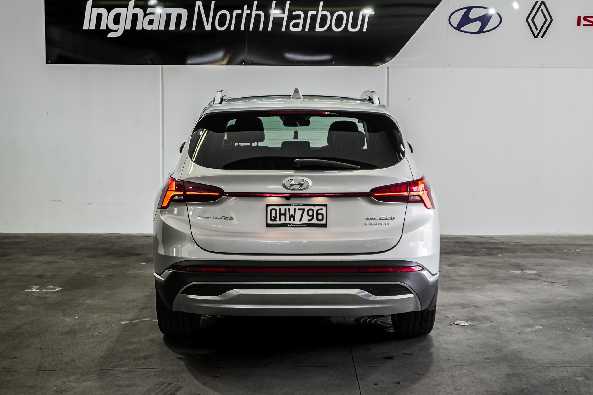 2024 Hyundai Santa Fe | Limited 2.2DT/4WD | 25524 | 5