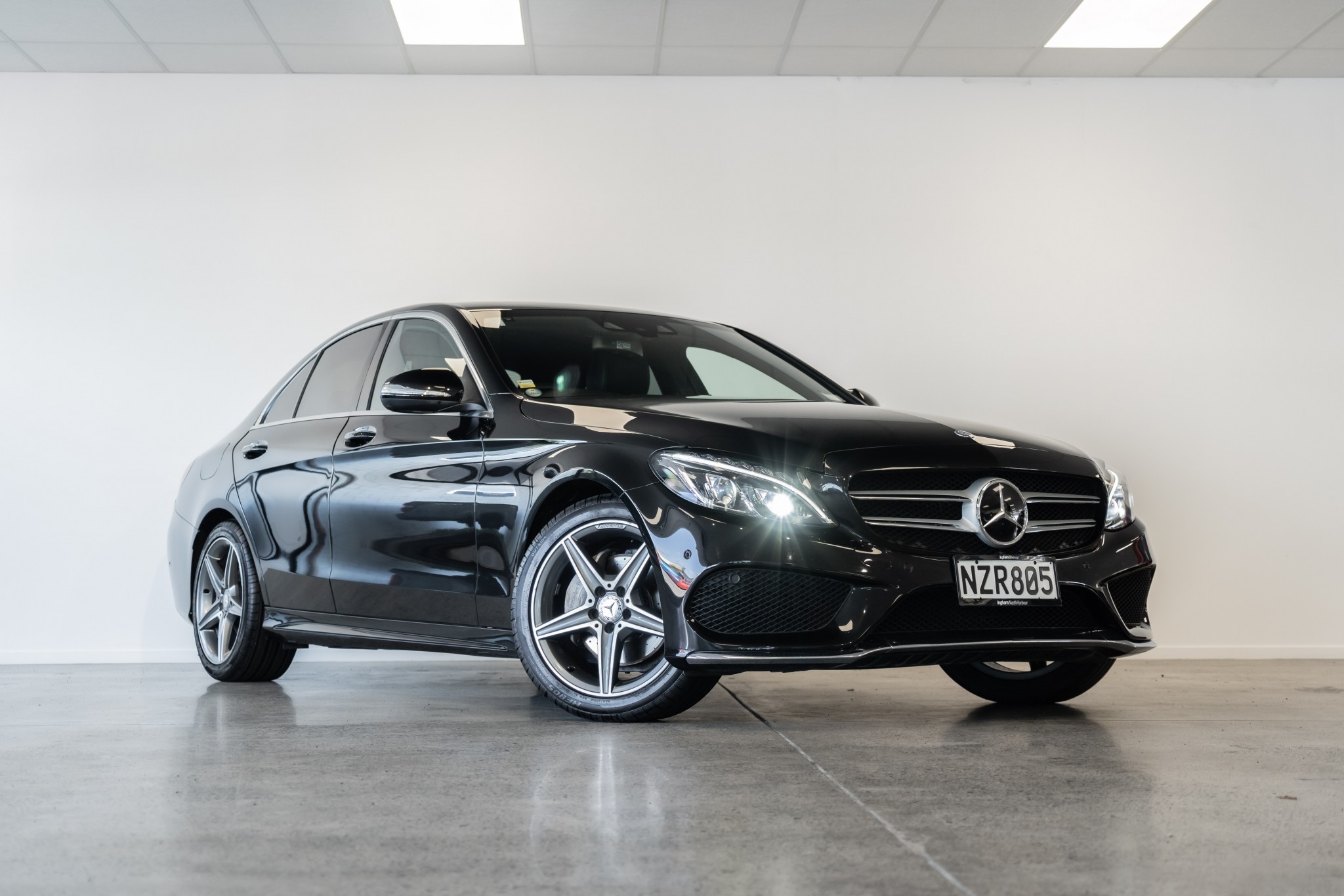 2014 Mercedes-Benz C 180 | AMG SPORT PACKAGE | 17152 | 1