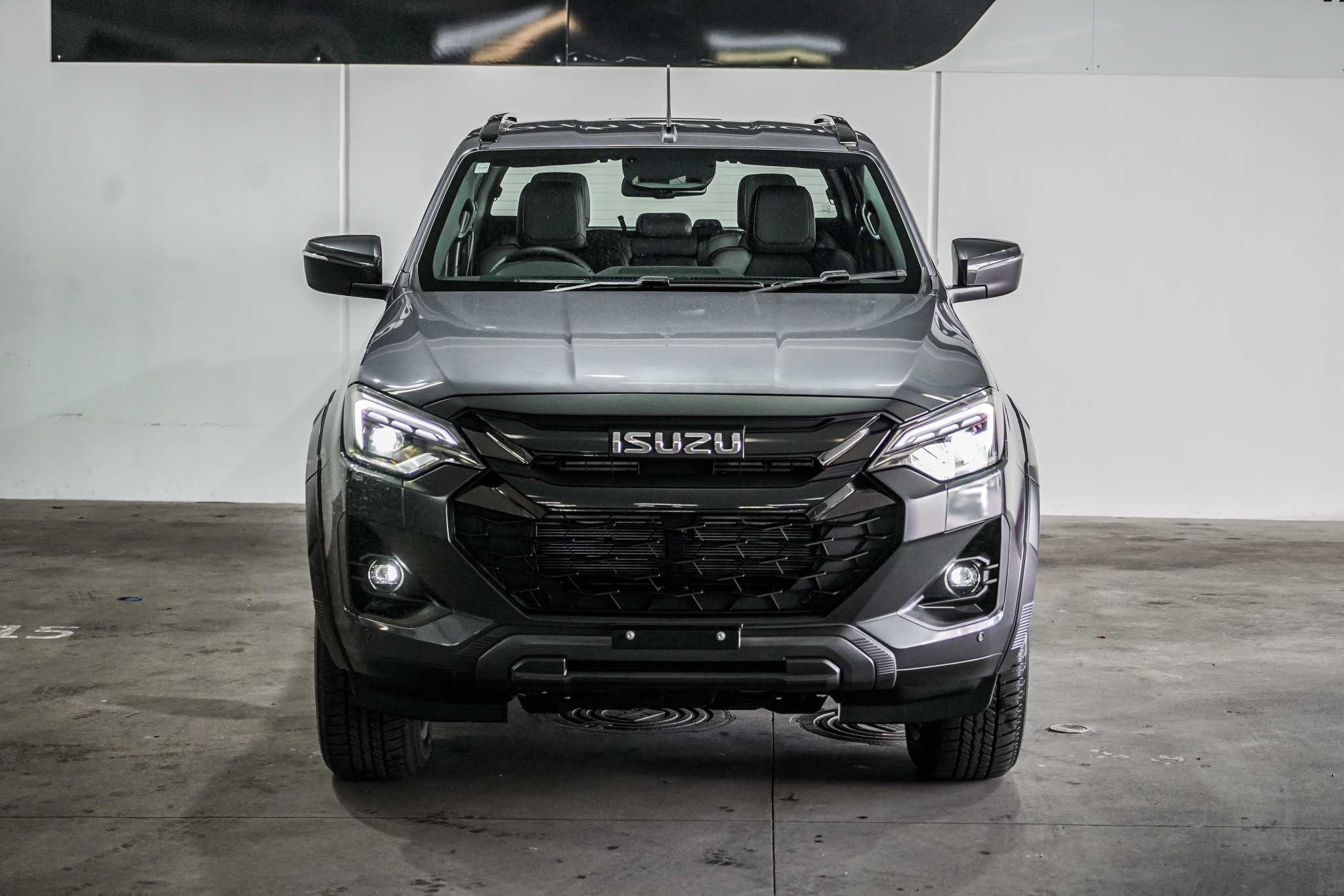 2024 Isuzu D-MAX | X-TERRAIN D/C 4WD | 24079 | 4