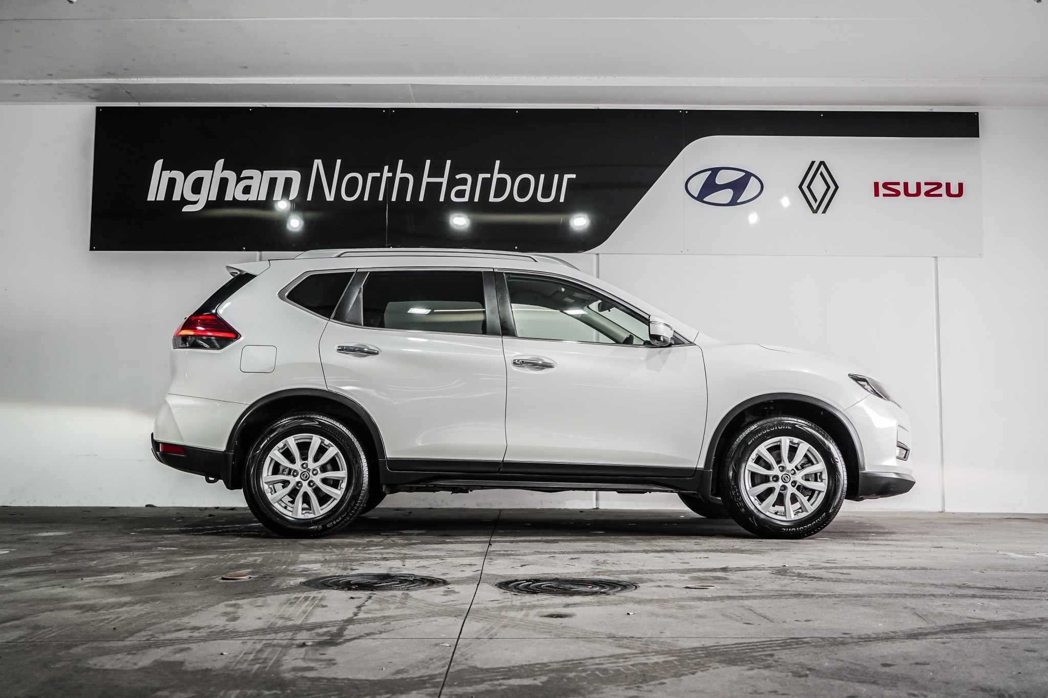 2018 Nissan X-Trail | ST-L 2.5P/6CVT | 24042 | 2