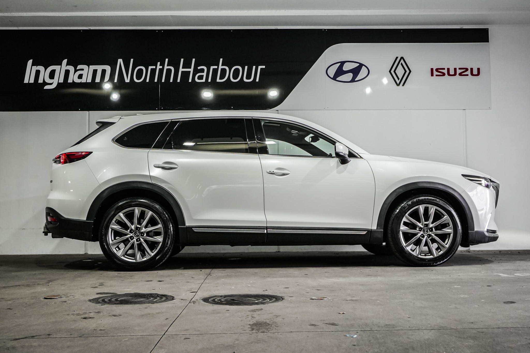 2018 Mazda CX-9 | LTD 2.5PT/4WD/6AT | 24821 | 2