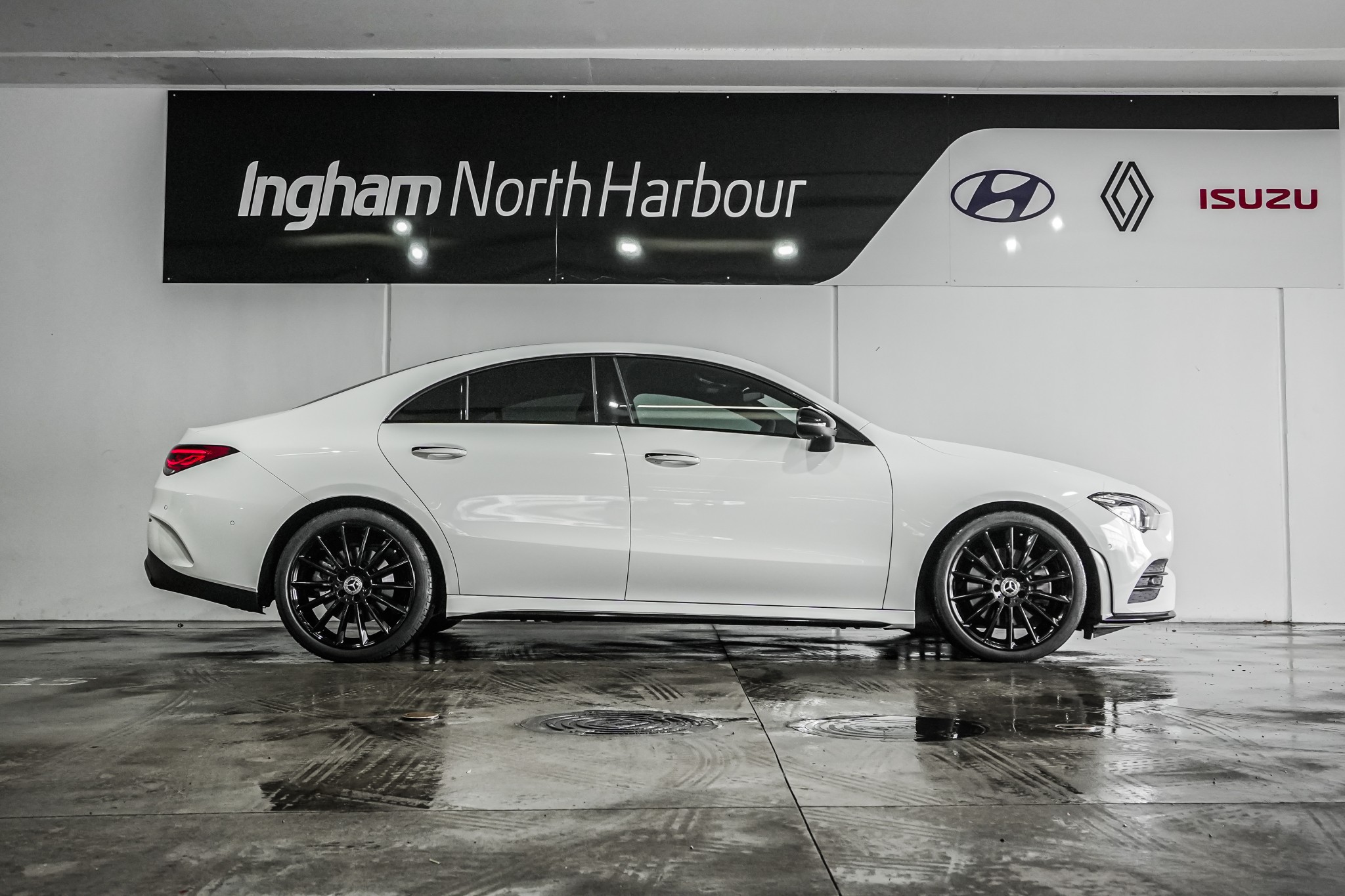 2022 Mercedes-Benz CLA 250 | 4M 2.0P/4WD/7AT | 24838 | 2