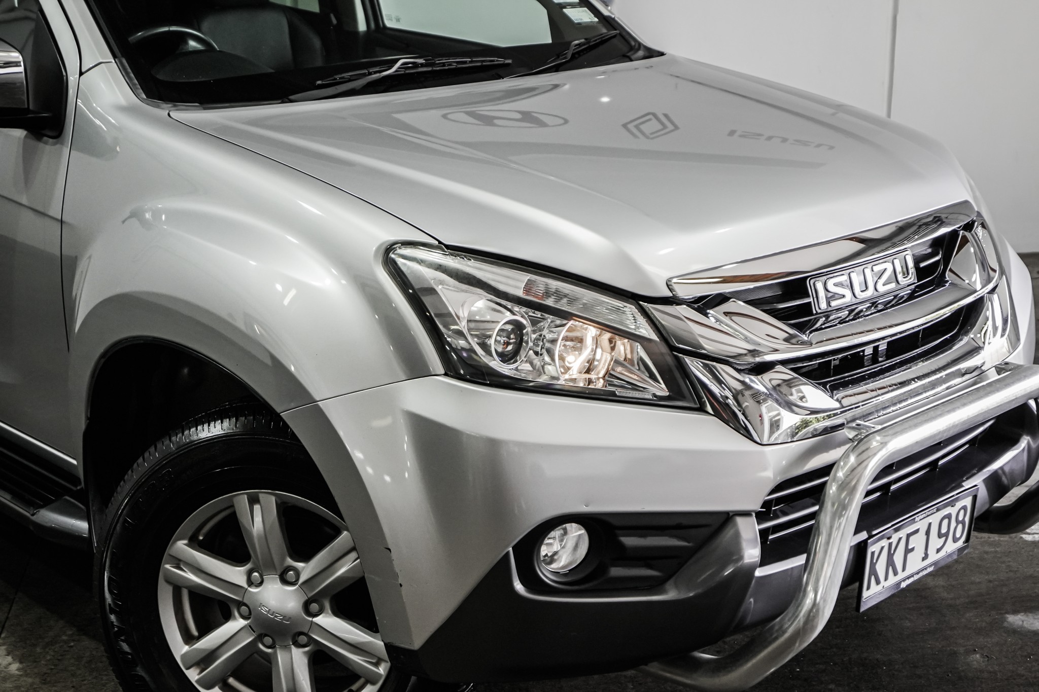 2017 Isuzu MU-X | 4WD AUTO 3.0D/4WD | 25241 | 6