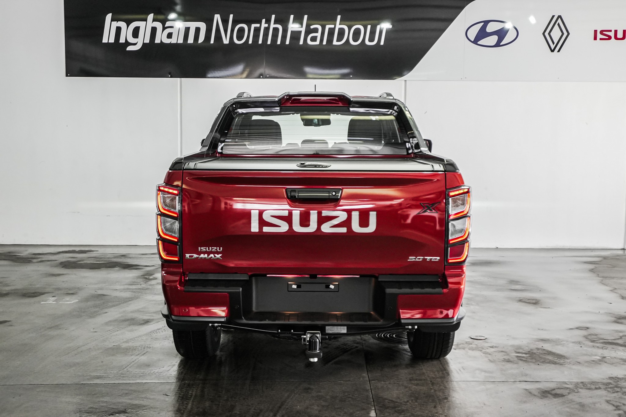 2024 Isuzu D-MAX | X-TERRAIN DOUBLE CAB | 25267 | 4