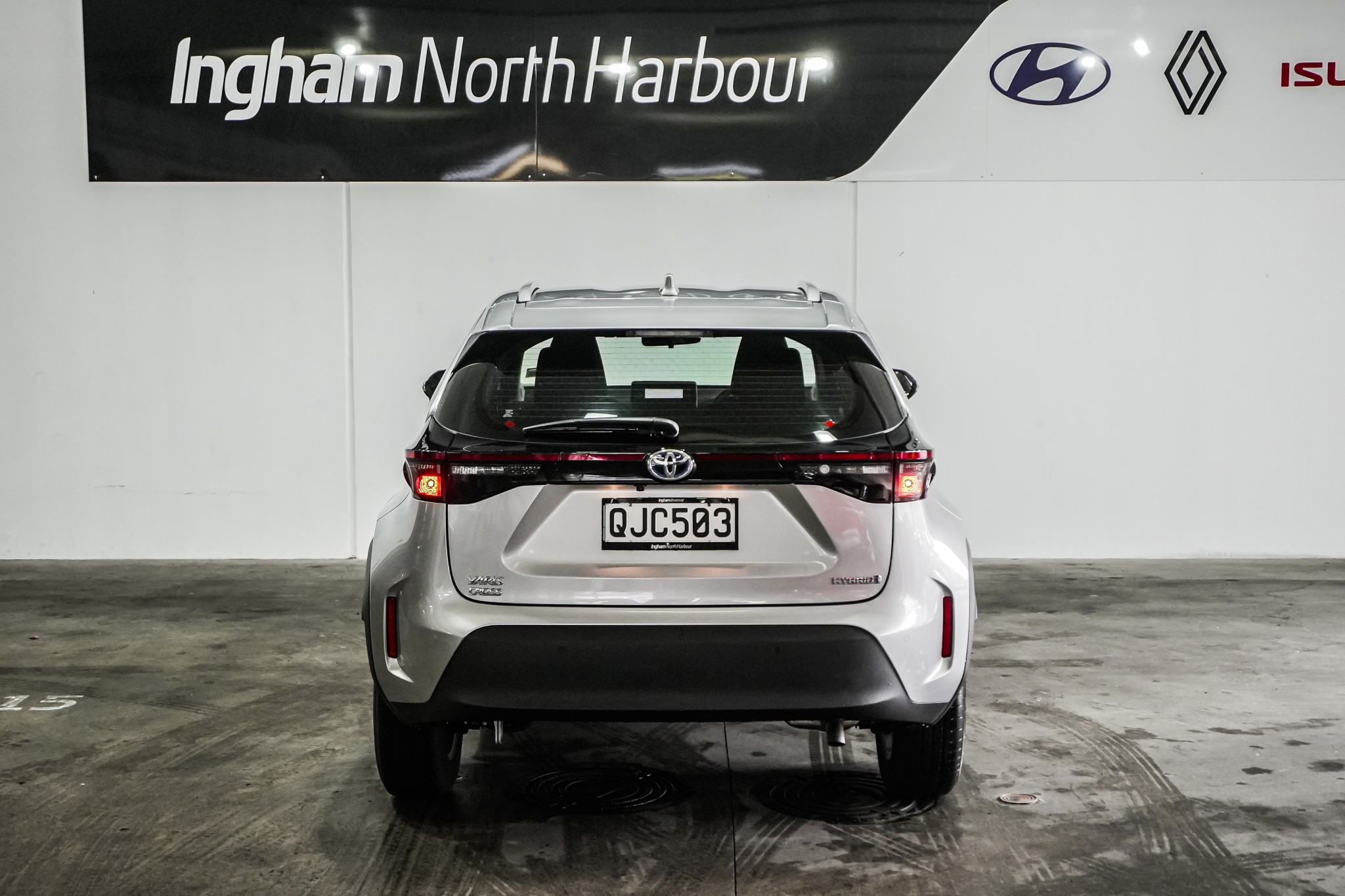 2023 Toyota YARIS CROSS | GX 1.5PH/HD | 25390 | 4