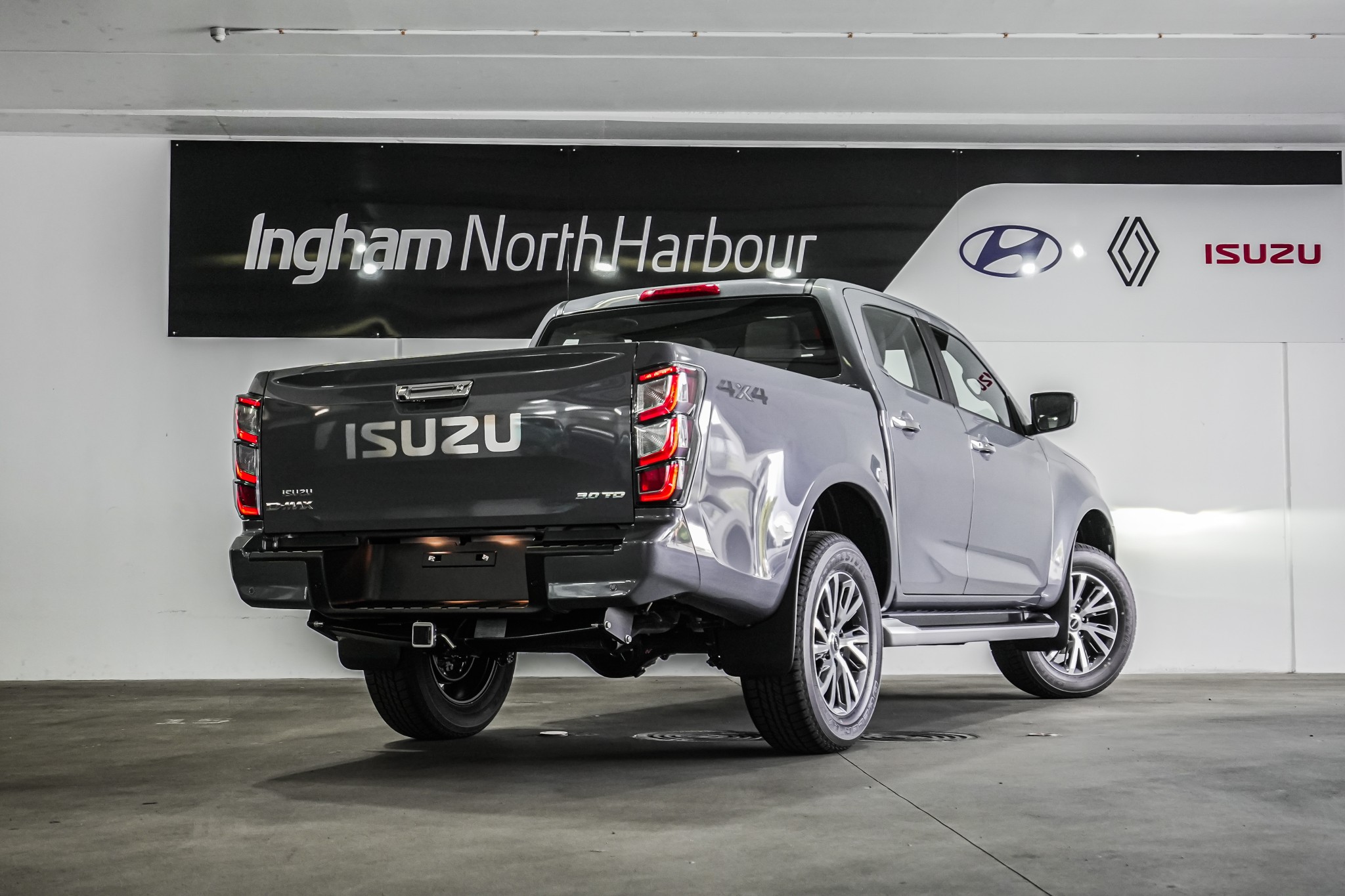 2025 Isuzu D-MAX | LS DOUBLE CAB 4WD F/ | 25536 | 3