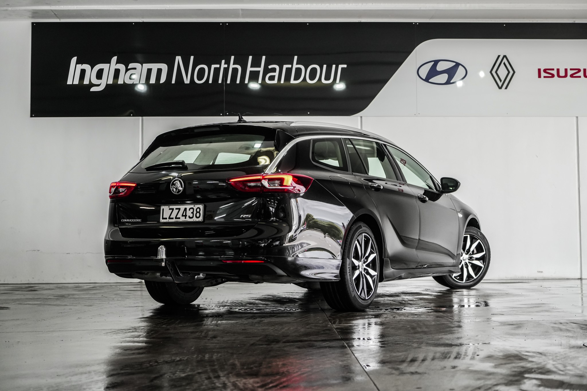 2019 Holden Commodore | RS WAGON 2.0PT/9AT | 24303 | 3