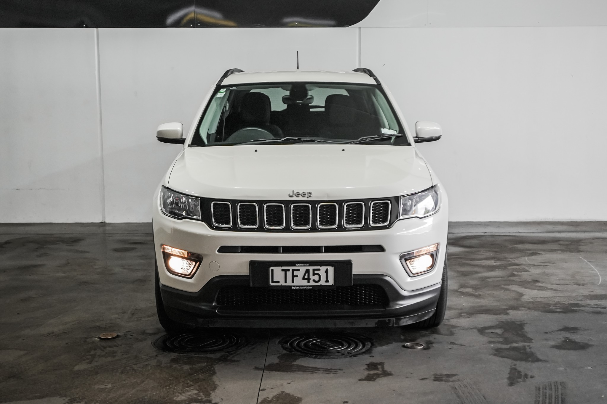 2018 Jeep Compass | LONGITUDE 2.4P/6AT | 25074 | 5