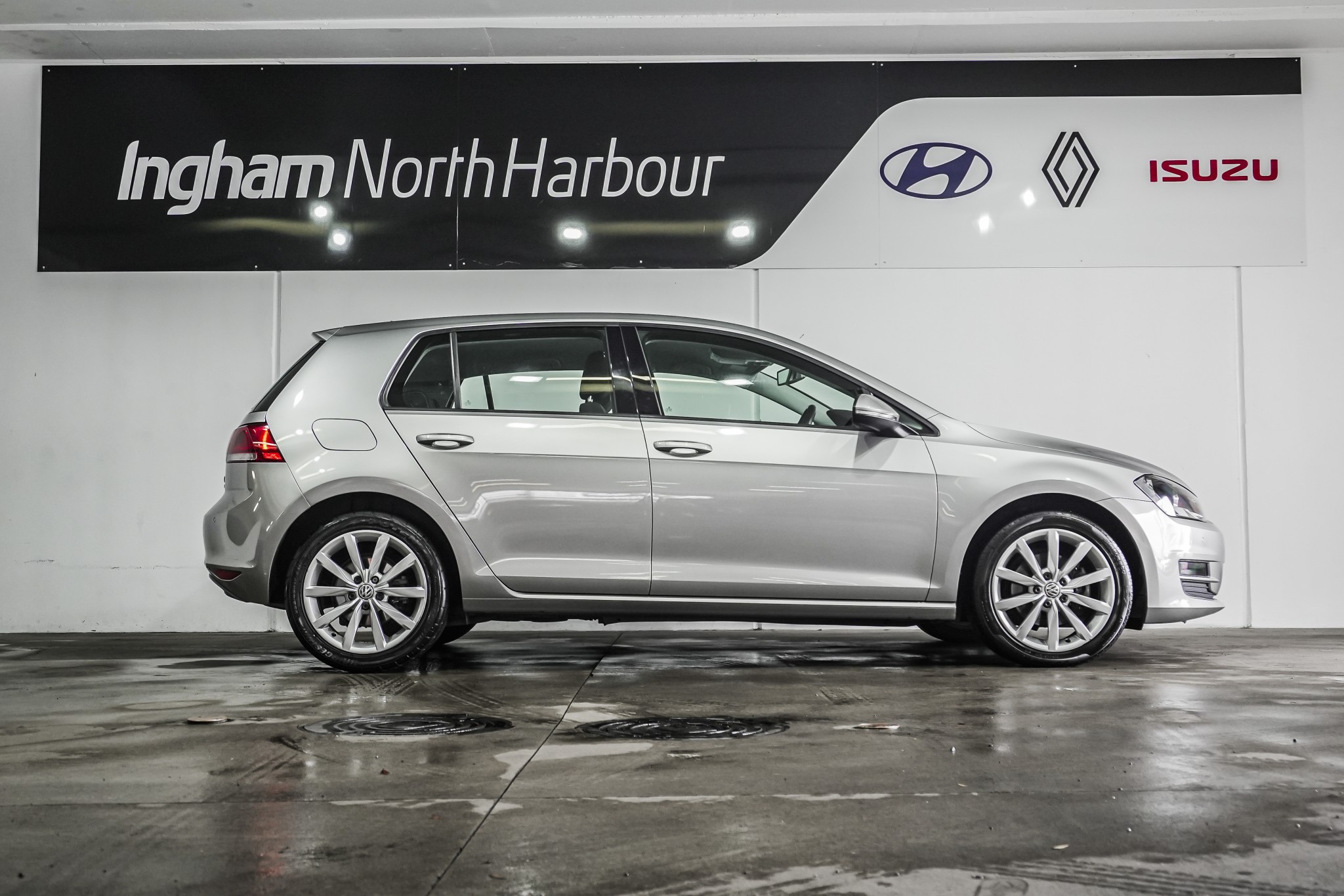 2013 Volkswagen Golf | TDI HIGHLINE 6DSG | 25142 | 2