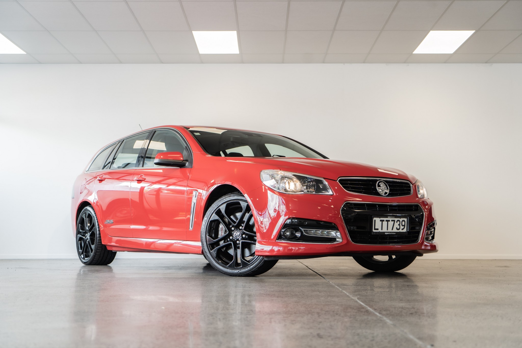 2014 Holden Commodore | VF SS-V REDLINE 6.0P | 17295 | 1