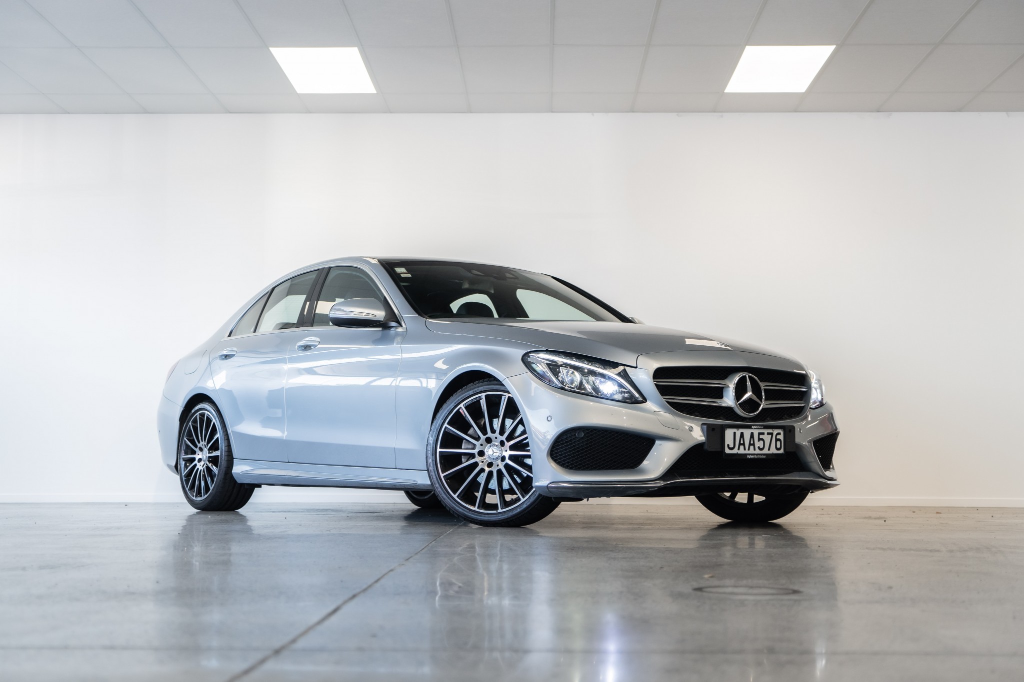 Mercedes-Benz C-CLASS 2015 | C 200 2.0P/7AT/SL/4D