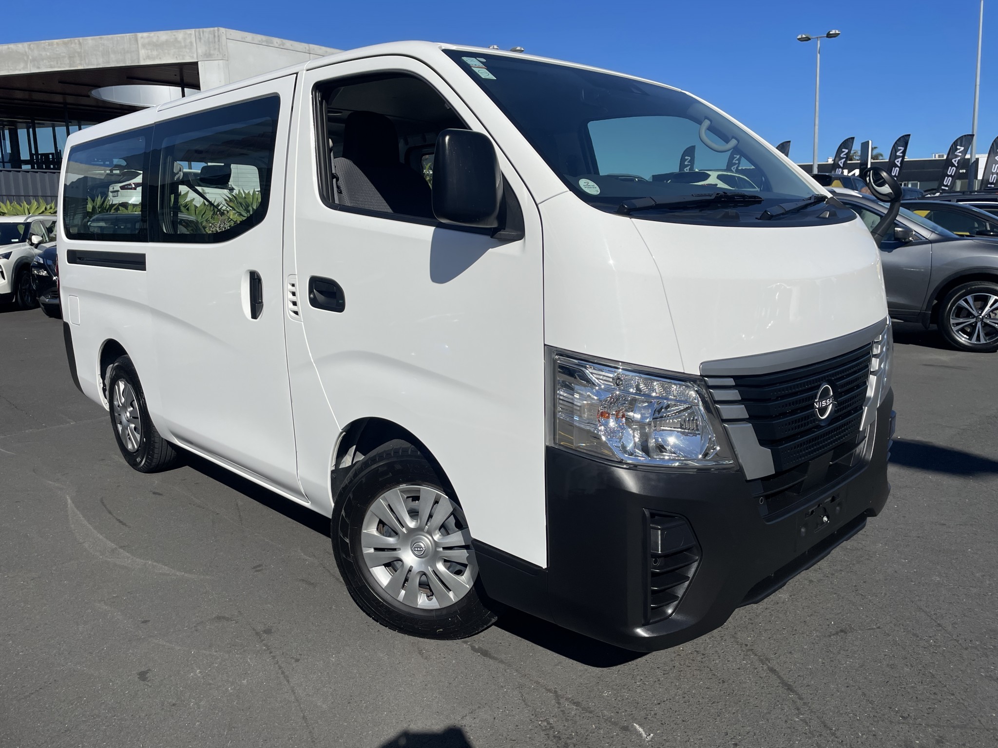 2022 Nissan CARAVAN | NV350 | 23575 | 4