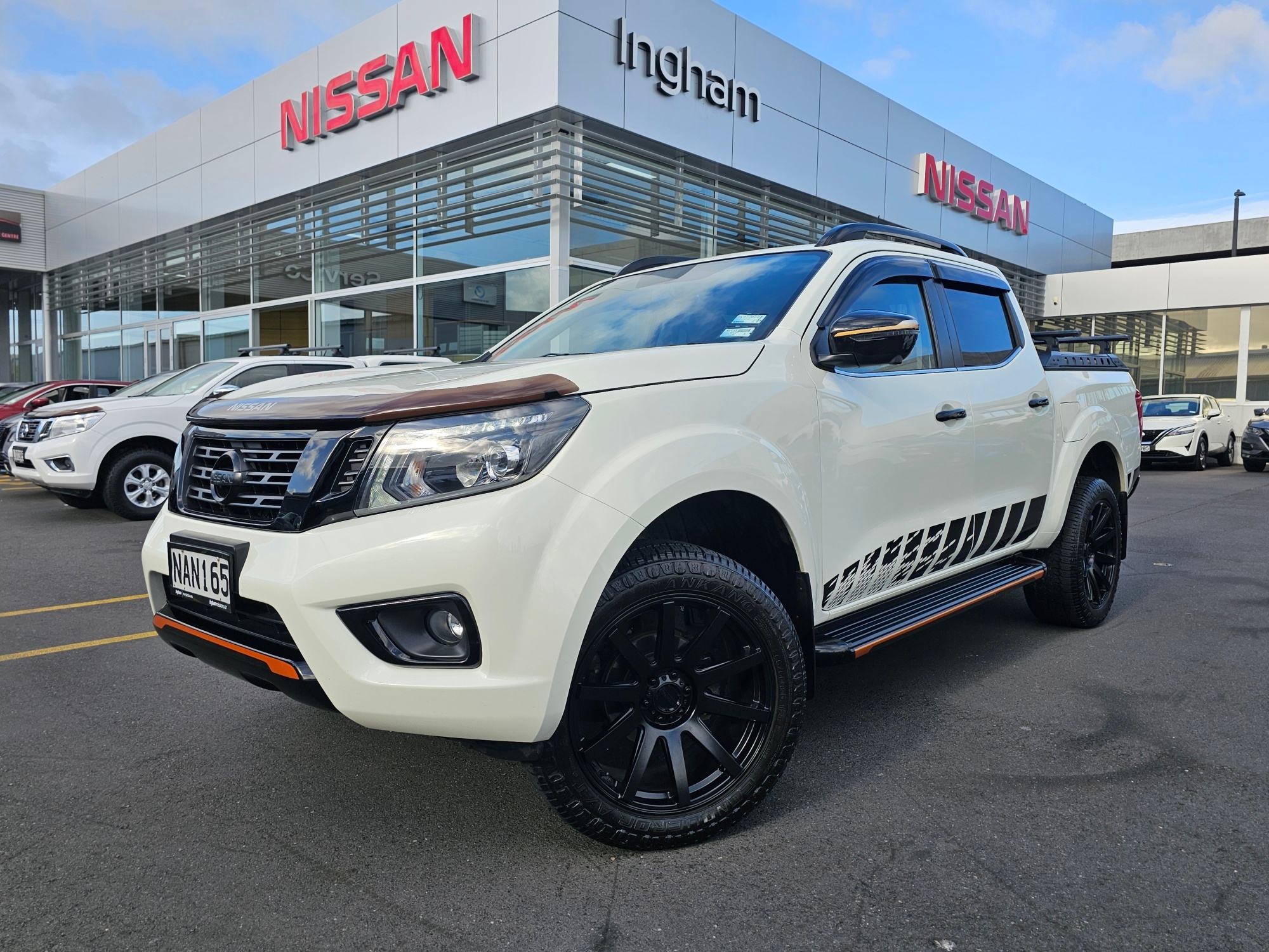 Nissan Navara 2020 | ST-X 450 2.3D/4WD