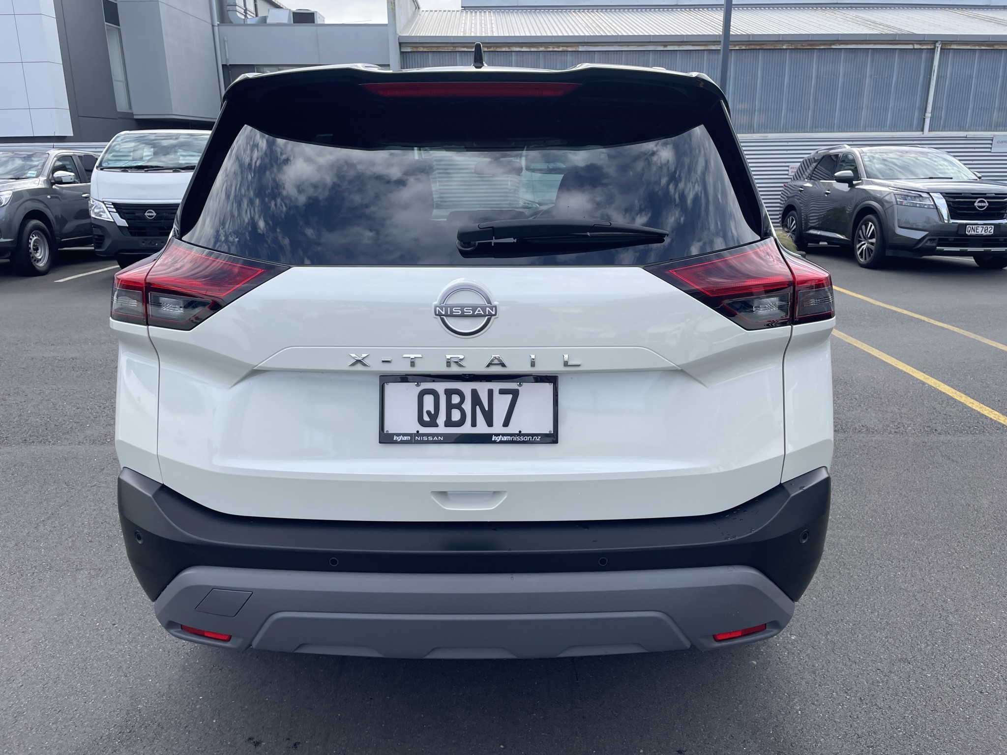 2023 Nissan X-Trail | ST-L  | 23748 | 7