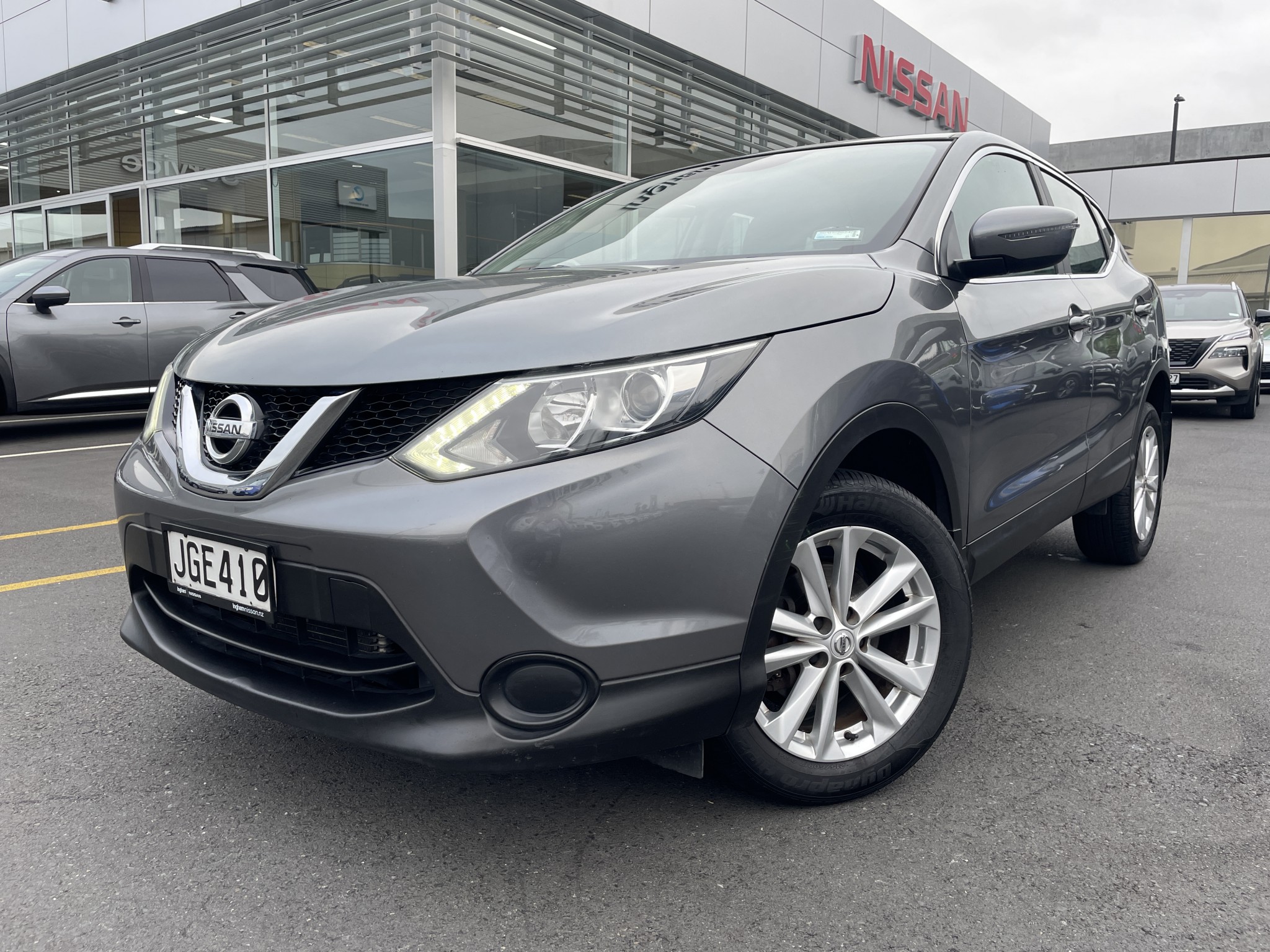 2015 Nissan Qashqai | ST 2.0P/1CVT/HA/5DR | 23802 | 2