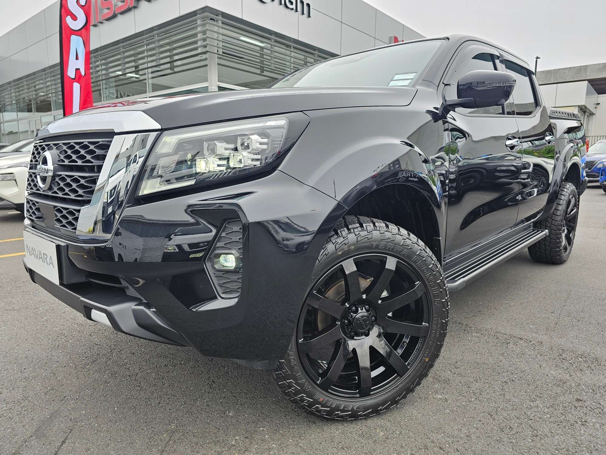 2024 Nissan Navara | PLATINUM 4X     | 23805 | 3