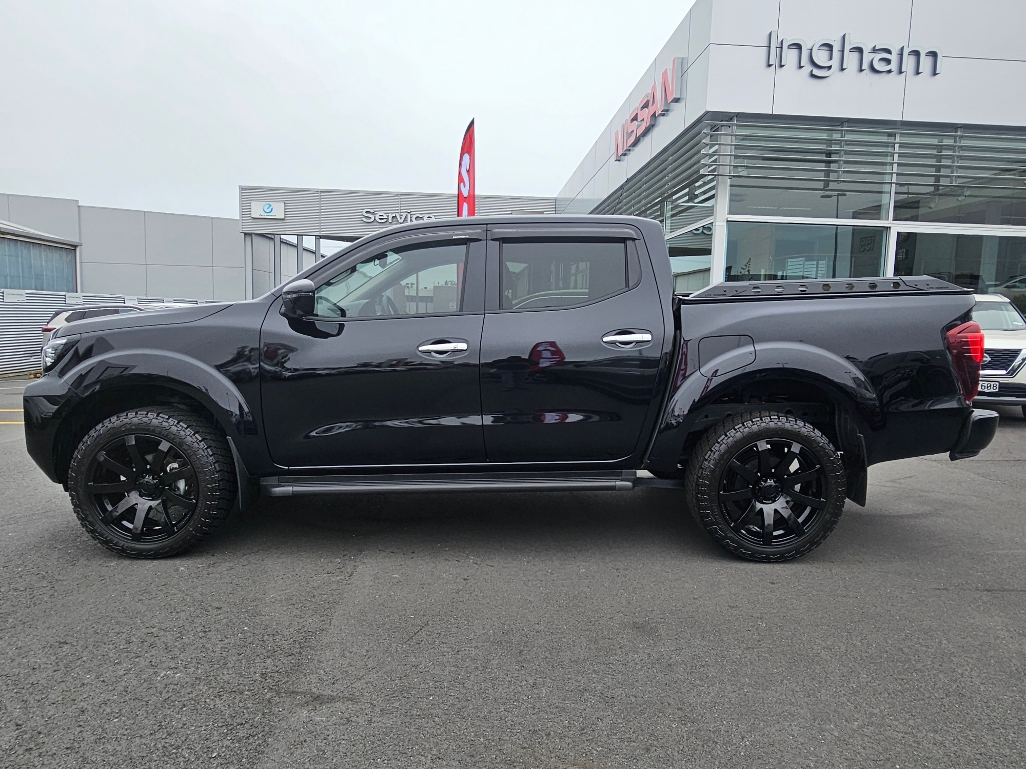 2024 Nissan Navara | PLATINUM 4X     | 23805 | 5