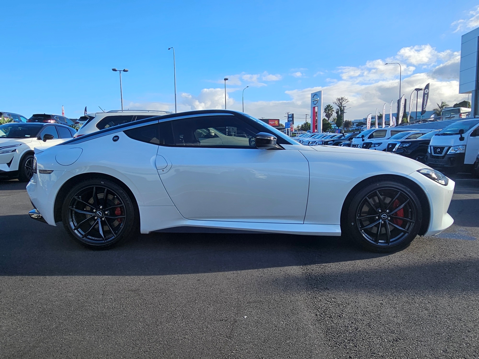 2024 Nissan Z | COUPE 3.0PT/9AT | 24021 | 5